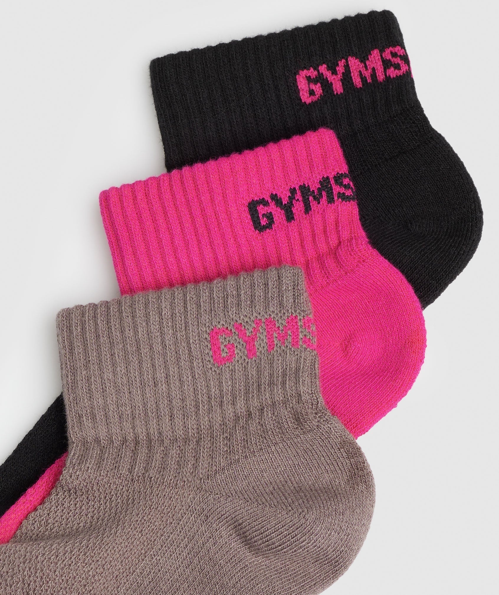 Gymshark GS Jacquard Quarter Socks 3pk - Walnut Mauve/Bold Magenta/Black