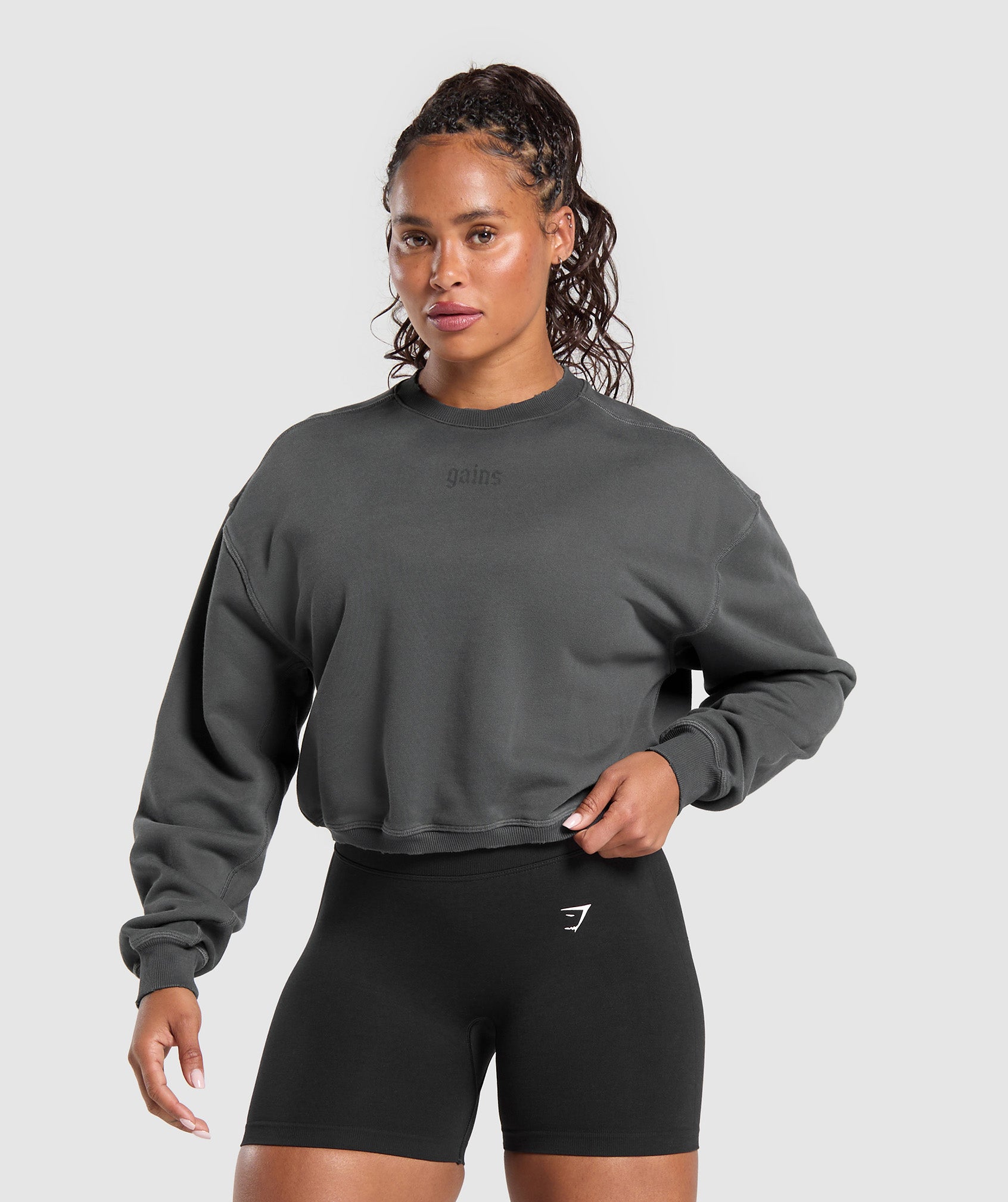 Gymshark Gains Washed Loopback Crew Neck - Asphalt Grey/Black