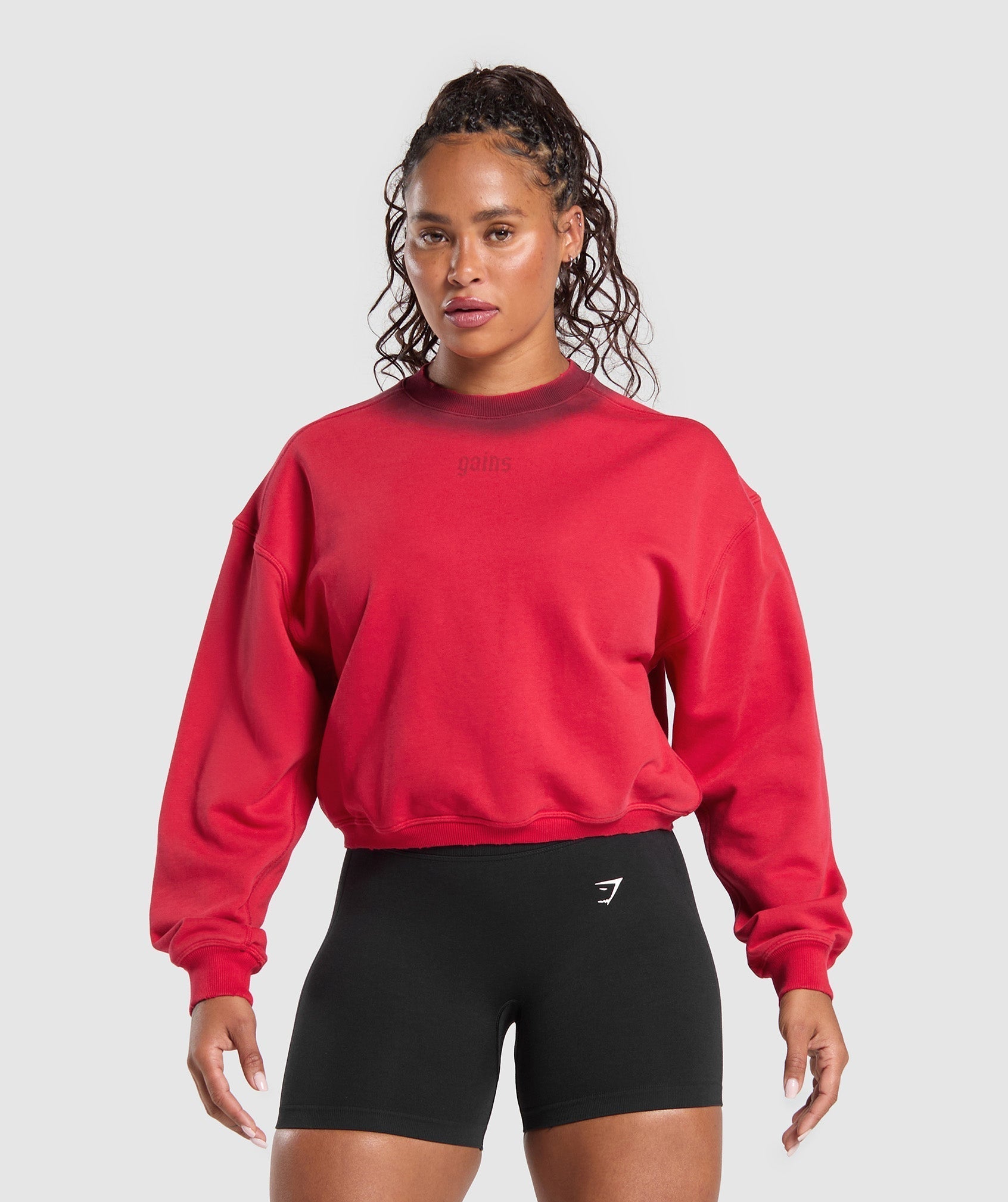 Gymshark Gains Washed Loopback Crew Neck - Conditioning Red/Sets Red
