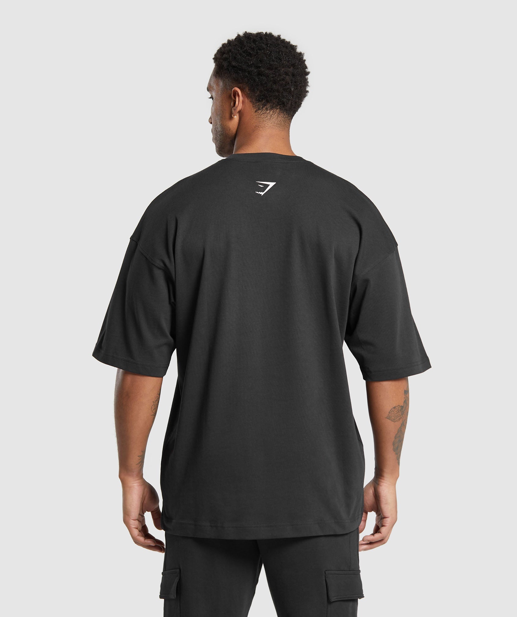 Gymshark Miami Graphic T-Shirt - Black/Dolly Pink