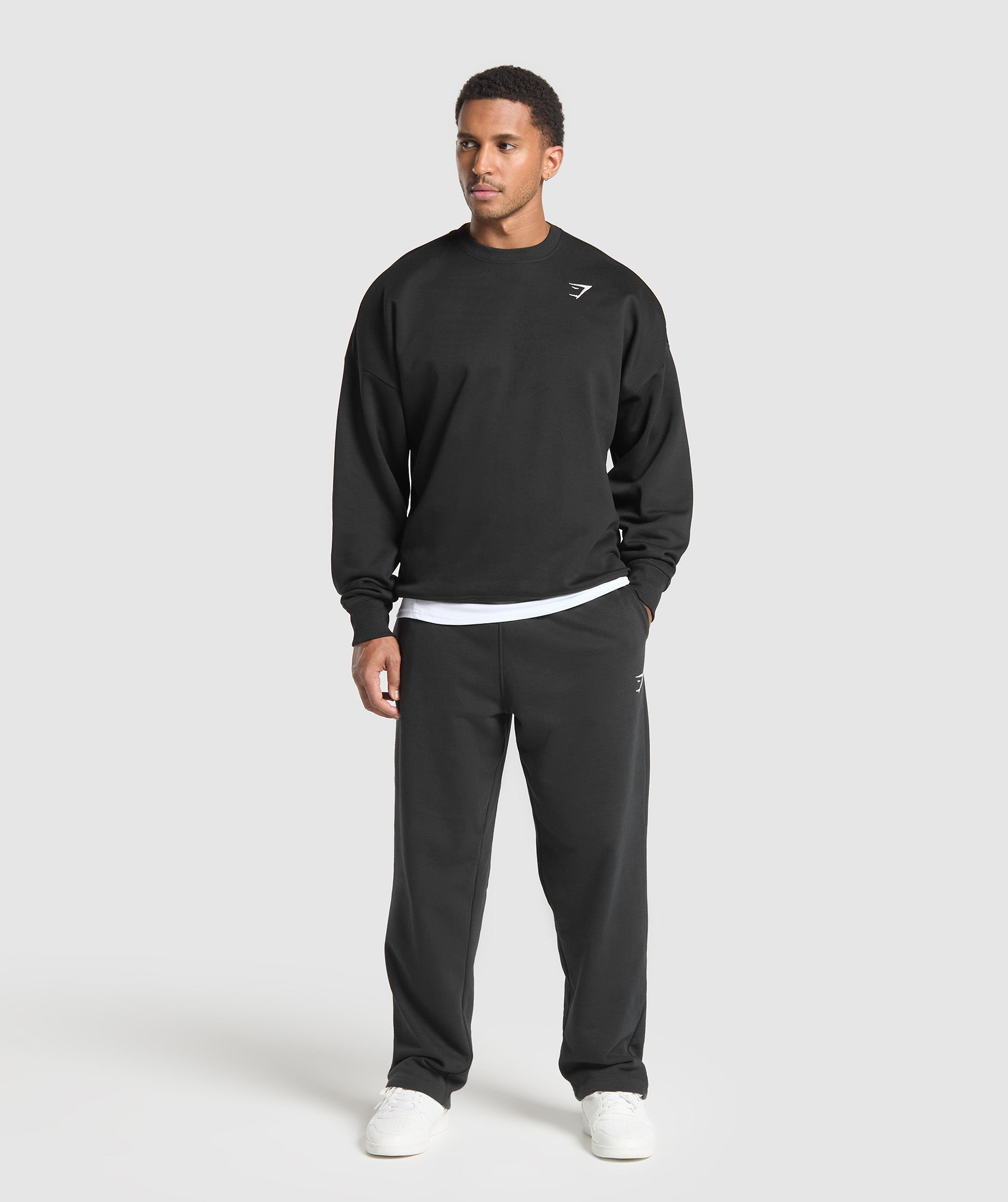 Gymshark Oversized Crest Crew - Black