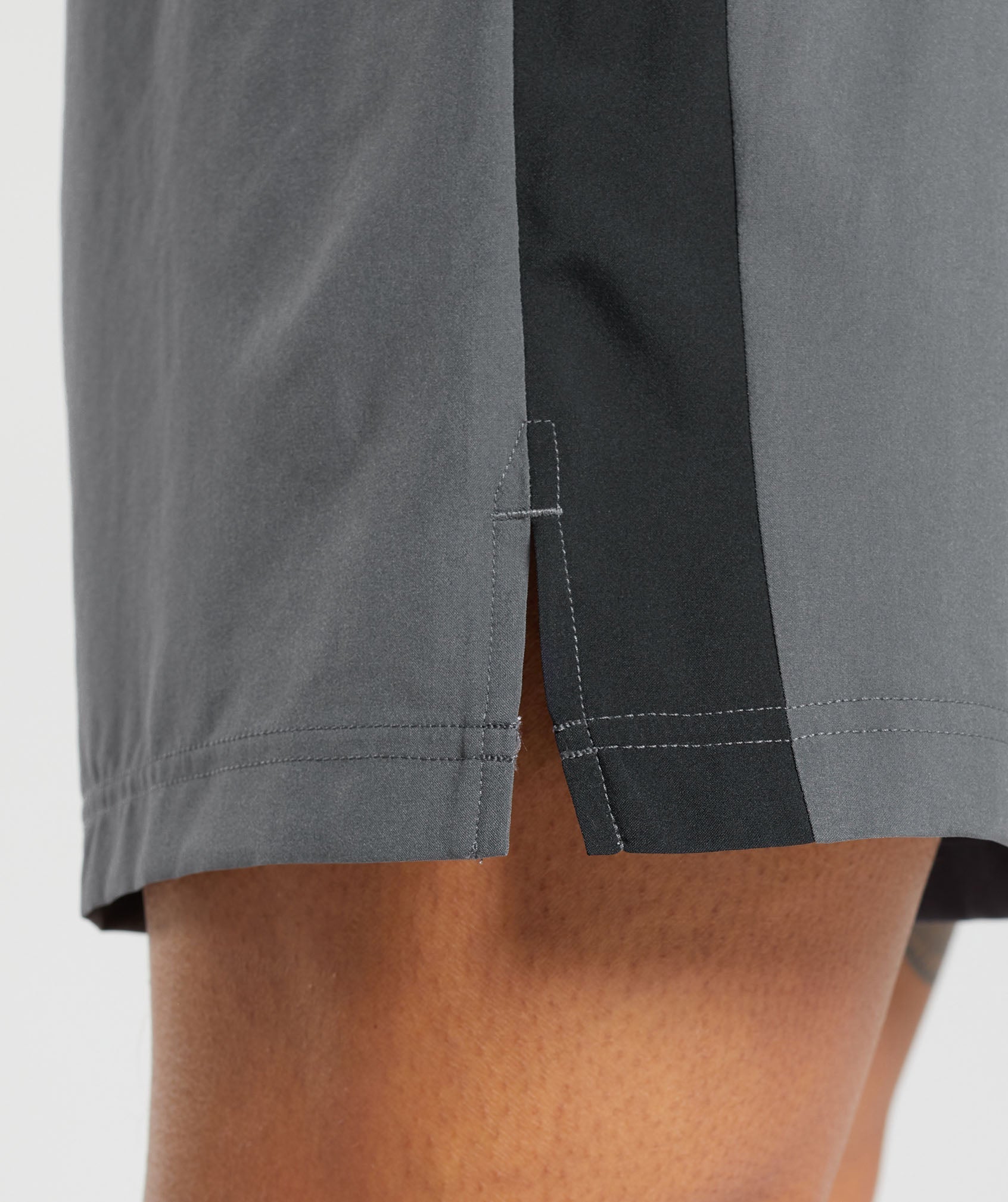 Gymshark Sport 7" Shorts - Dark Grey/Black