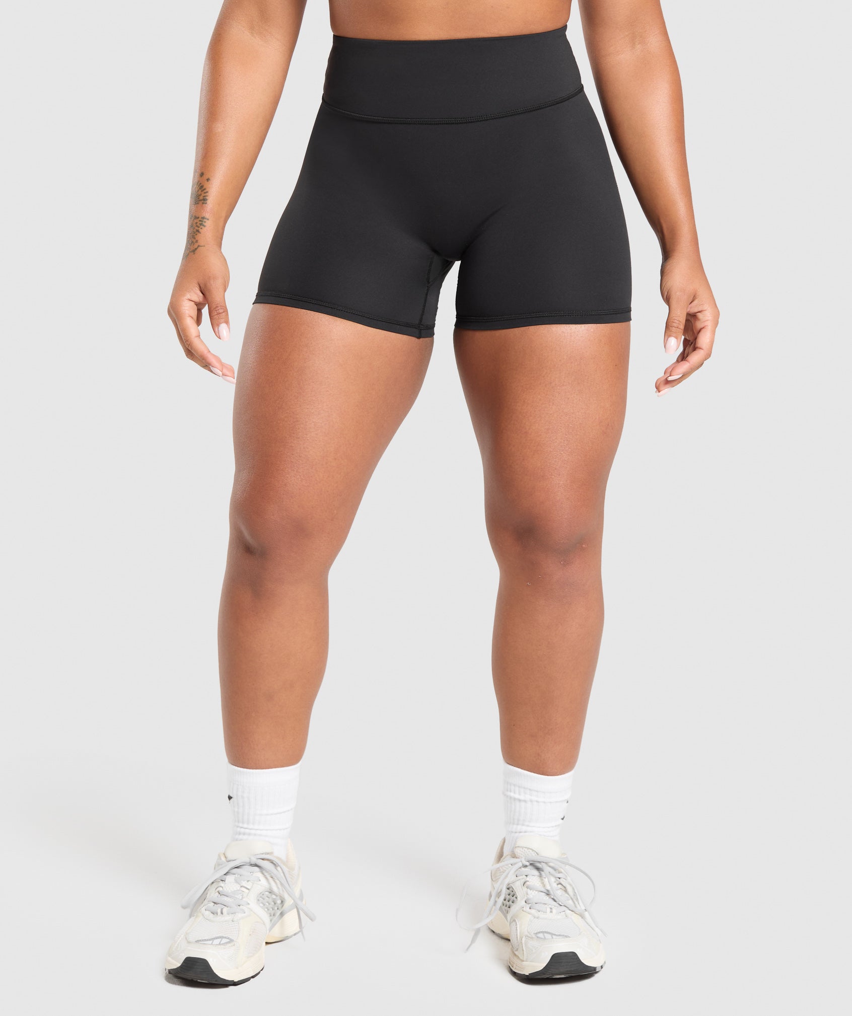 Superset Pocket Shorts - Black