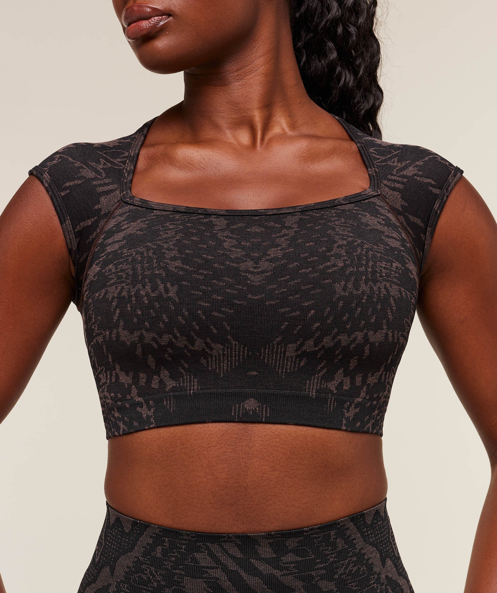 Gymshark Adapt Houndstooth Midi Top - Black/Chestnut Pink