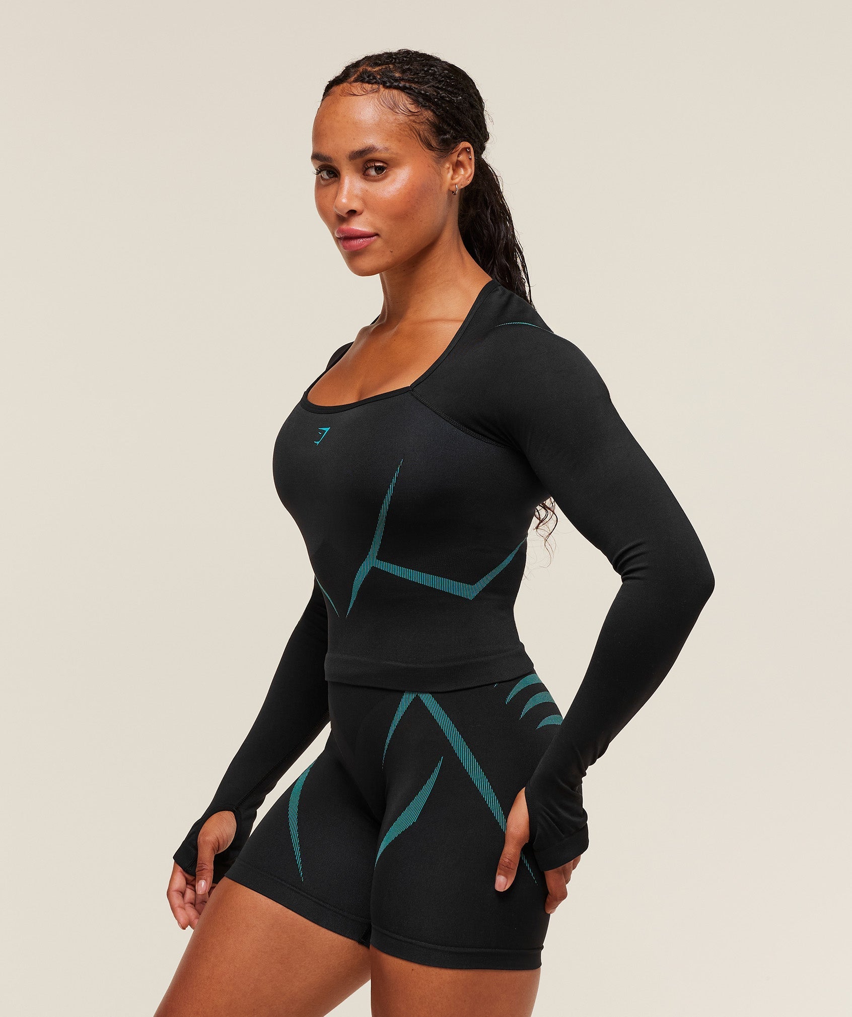 Gymshark Apex Lift Seamless Long Sleeve Crop Top - Black/Brand Blue