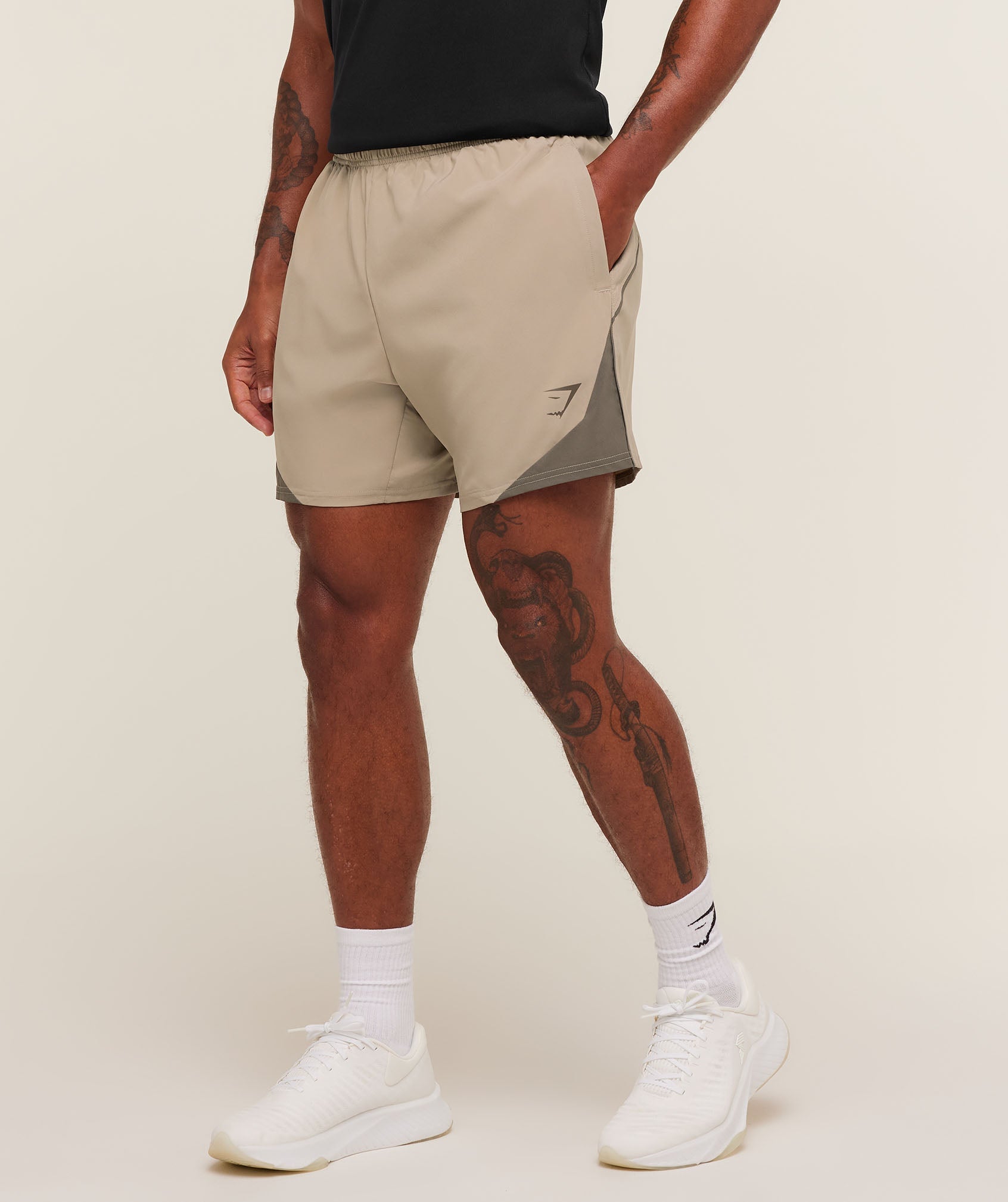 Gymshark Arrival Block 6" Shorts - Cement Brown