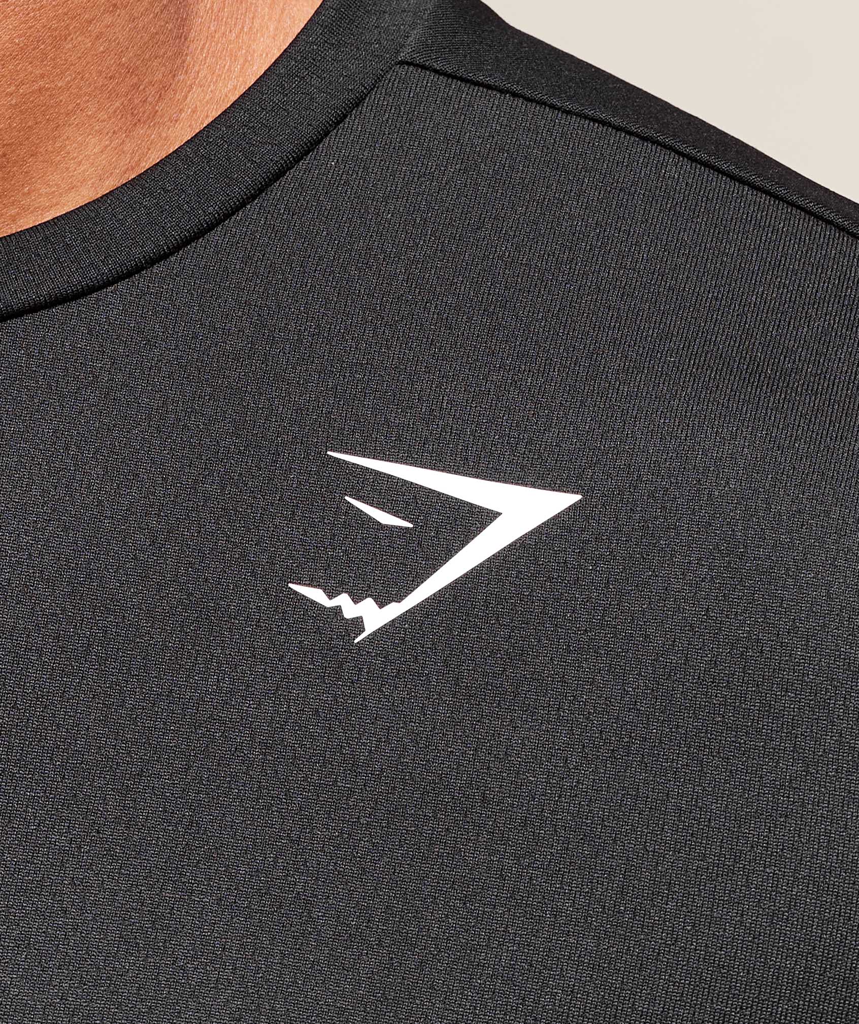 Gymshark Arrival T-Shirt (Tall) - Black