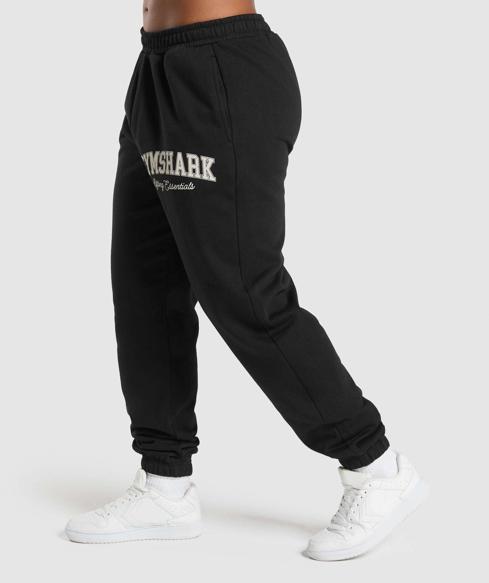 Gymshark Lifting Essentials Graphic Brushed Oversized Joggers - Black