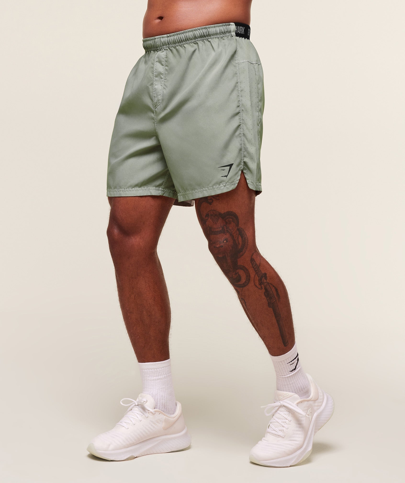 Gymshark Fit Light 7" Shorts - Strength Green