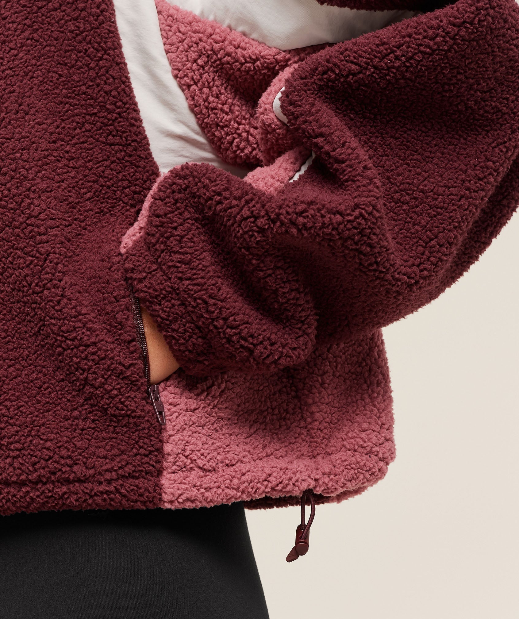 Gymshark Contrast Sherpa Jacket - Rich Maroon/Reset Pink/Oat White