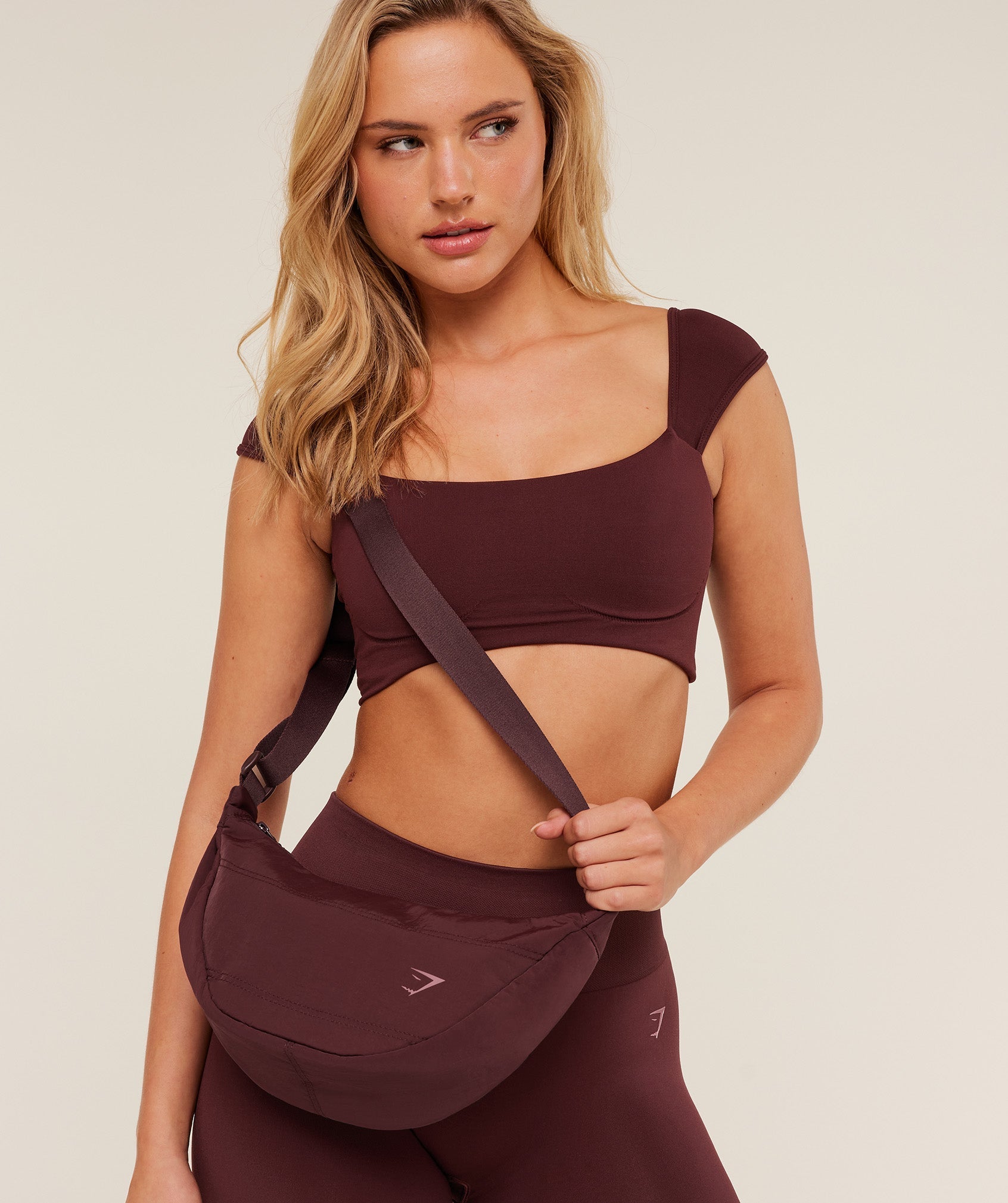Gymshark Pleat Crossbody - Rich Maroon