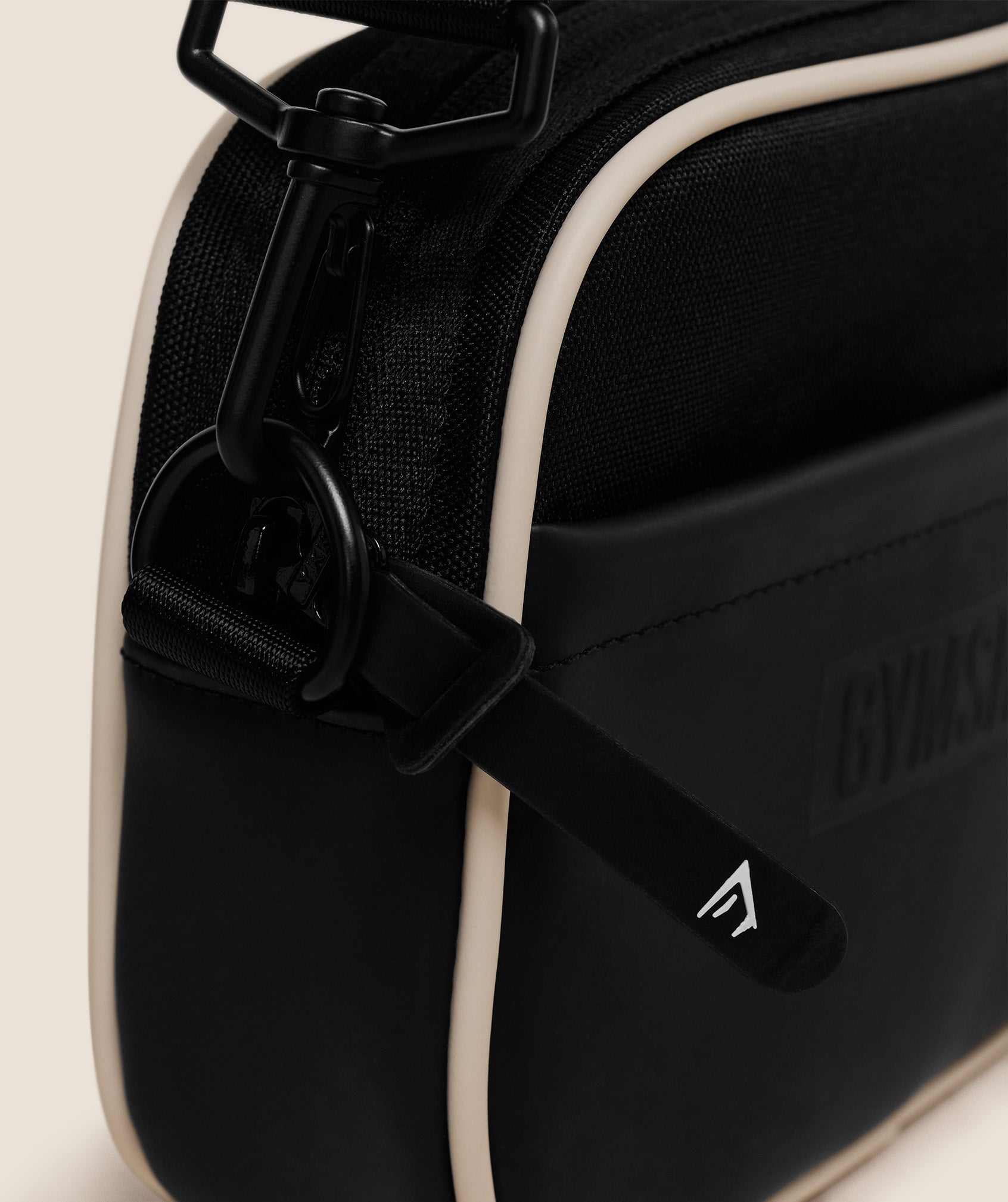 Gymshark Everyday Camera Bag - Black/Oat White