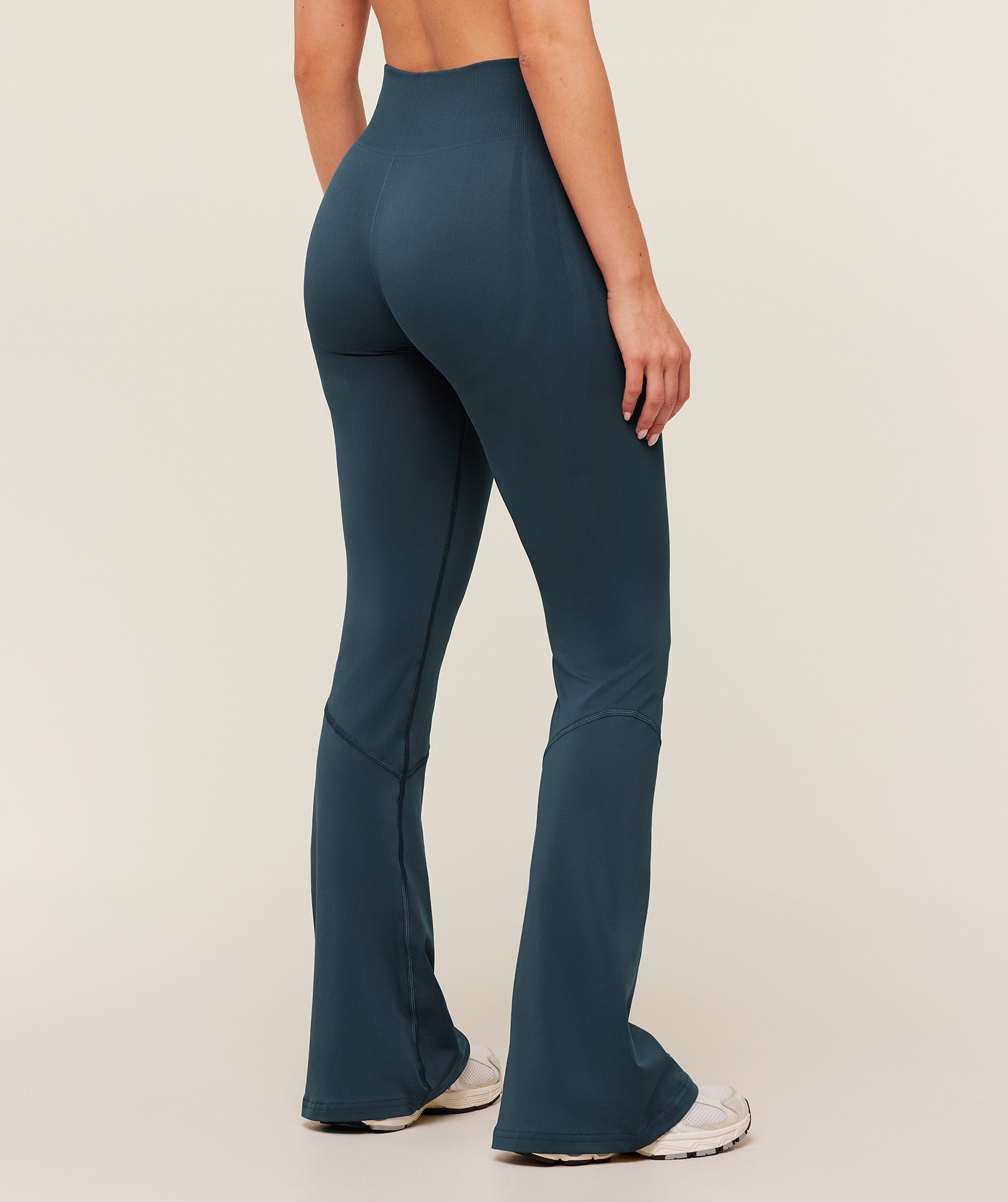 Gymshark Everyday Seamless Flared Legging 2.0 - GS Stealth Blue
