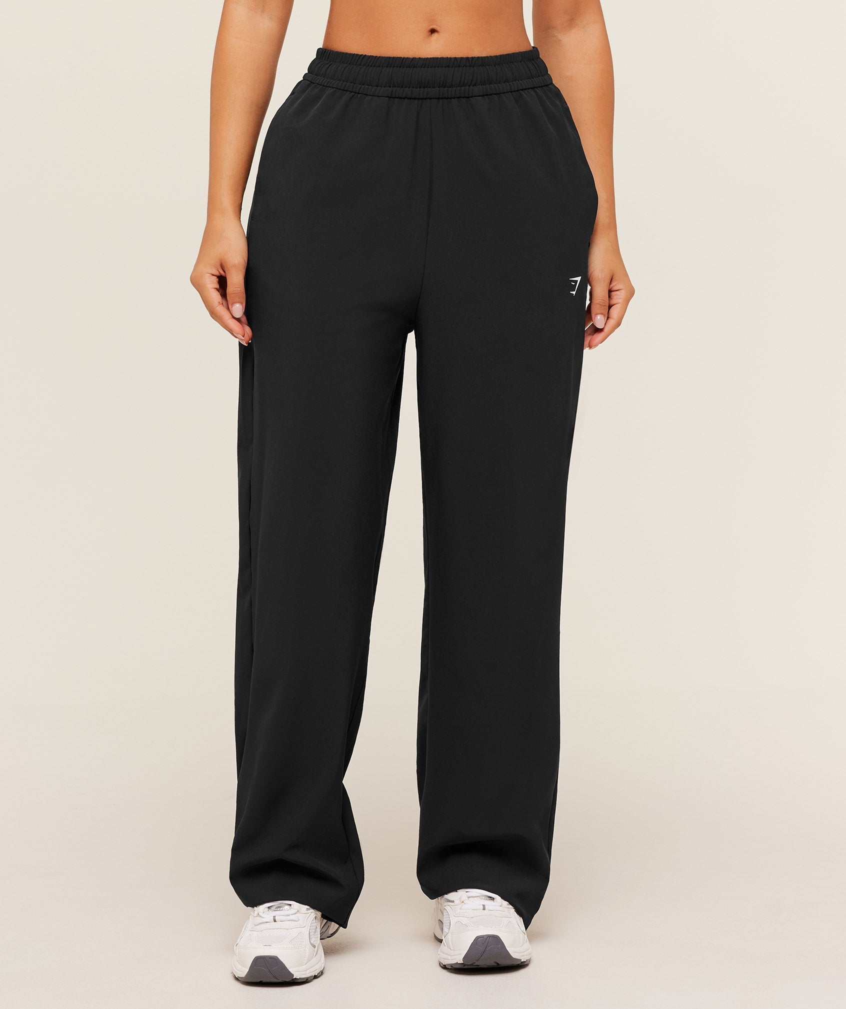 Gymshark Training Everyday Woven Straight Leg Short Pant - GS Black