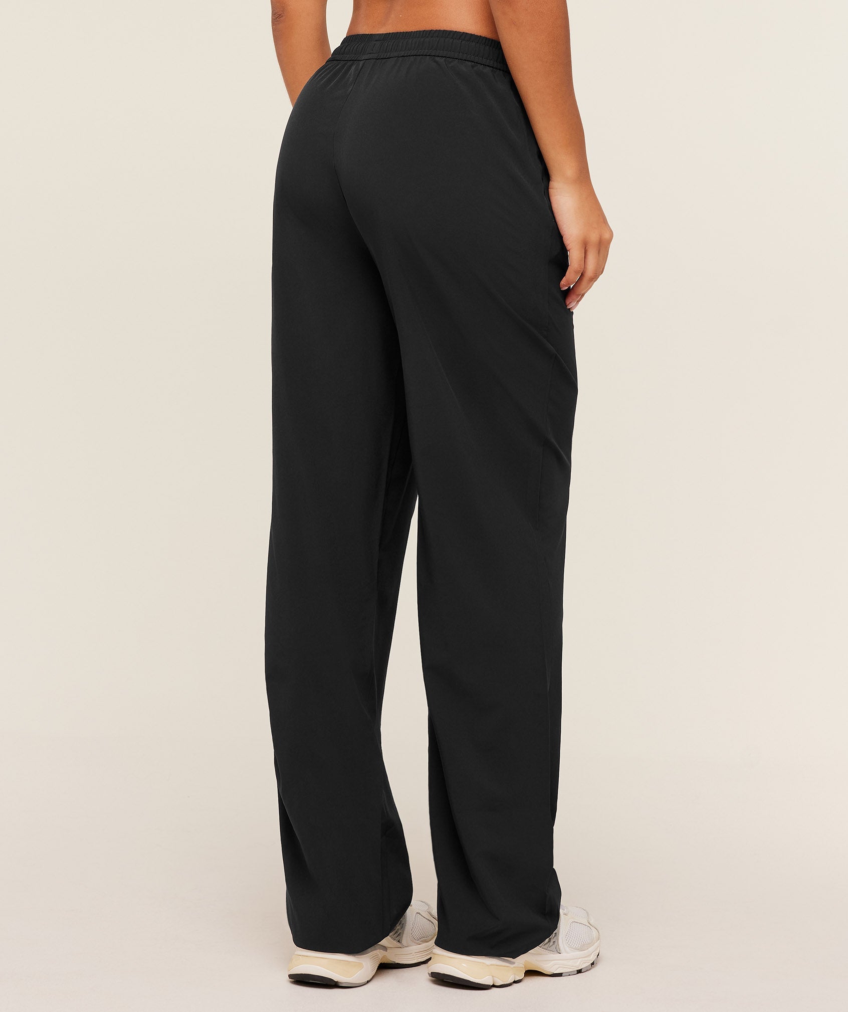 Gymshark Training Everyday Woven Straight Leg Tall Pant - GS Black