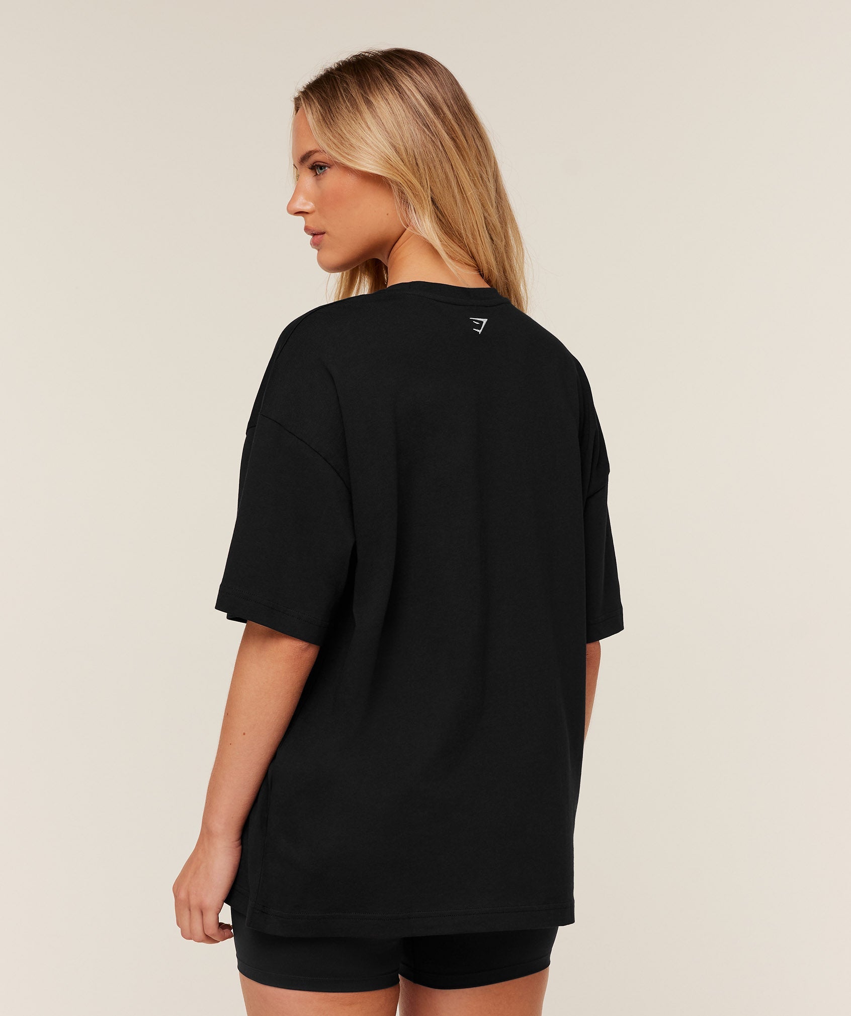 Gymshark Collegiate Graphic T-Shirt - Black/ Pebble Grey