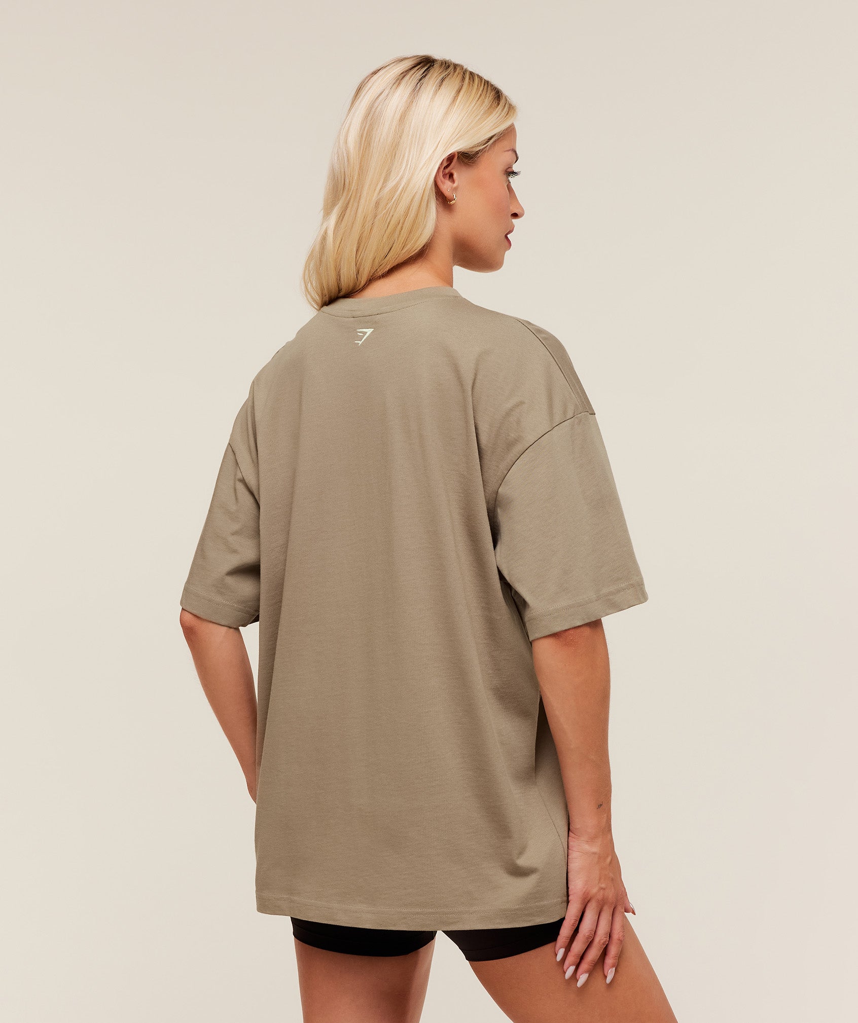 Gymshark Collegiate Graphic T-Shirt - Lifestyle Brown