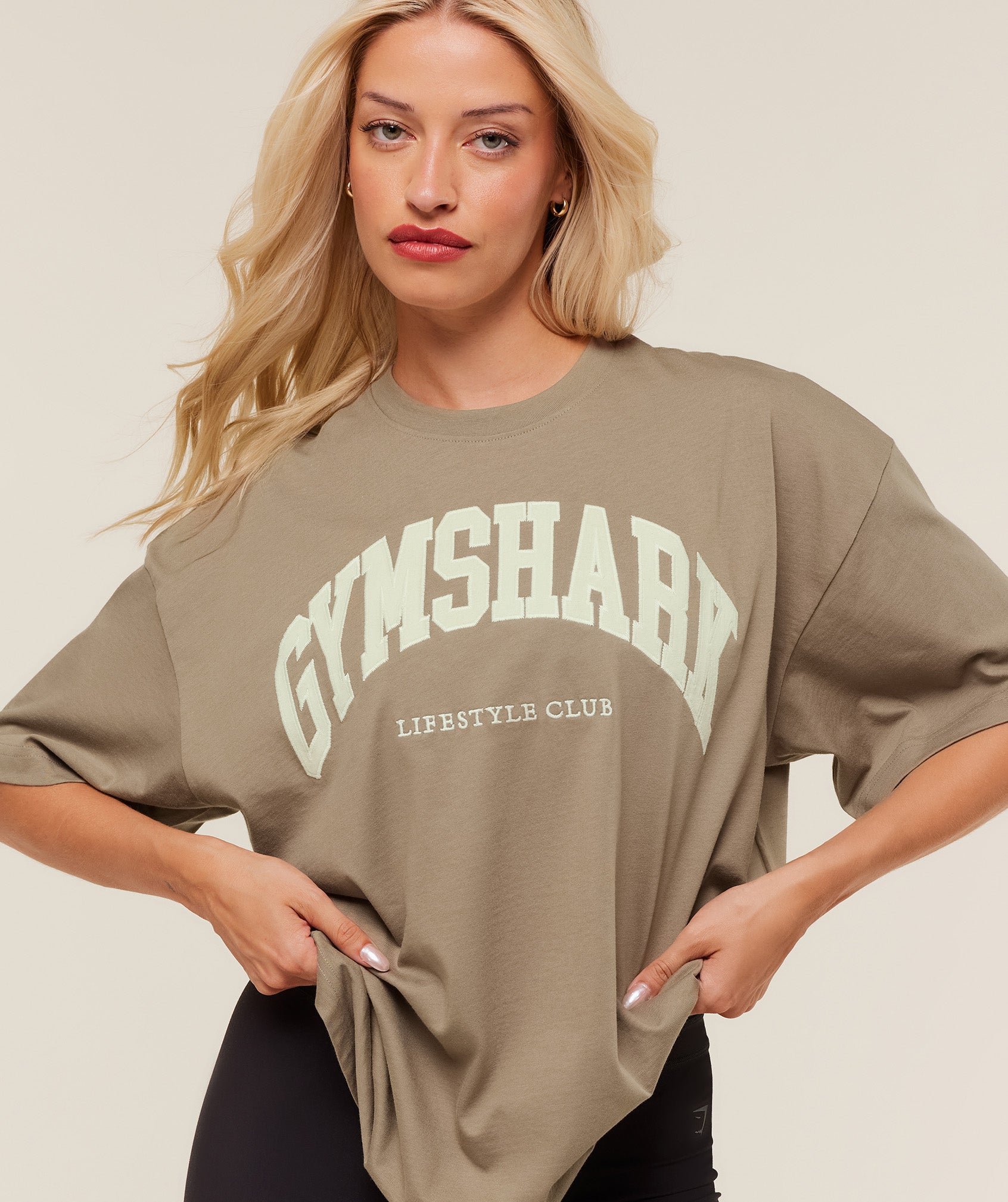 Gymshark Collegiate Graphic T-Shirt - Lifestyle Brown