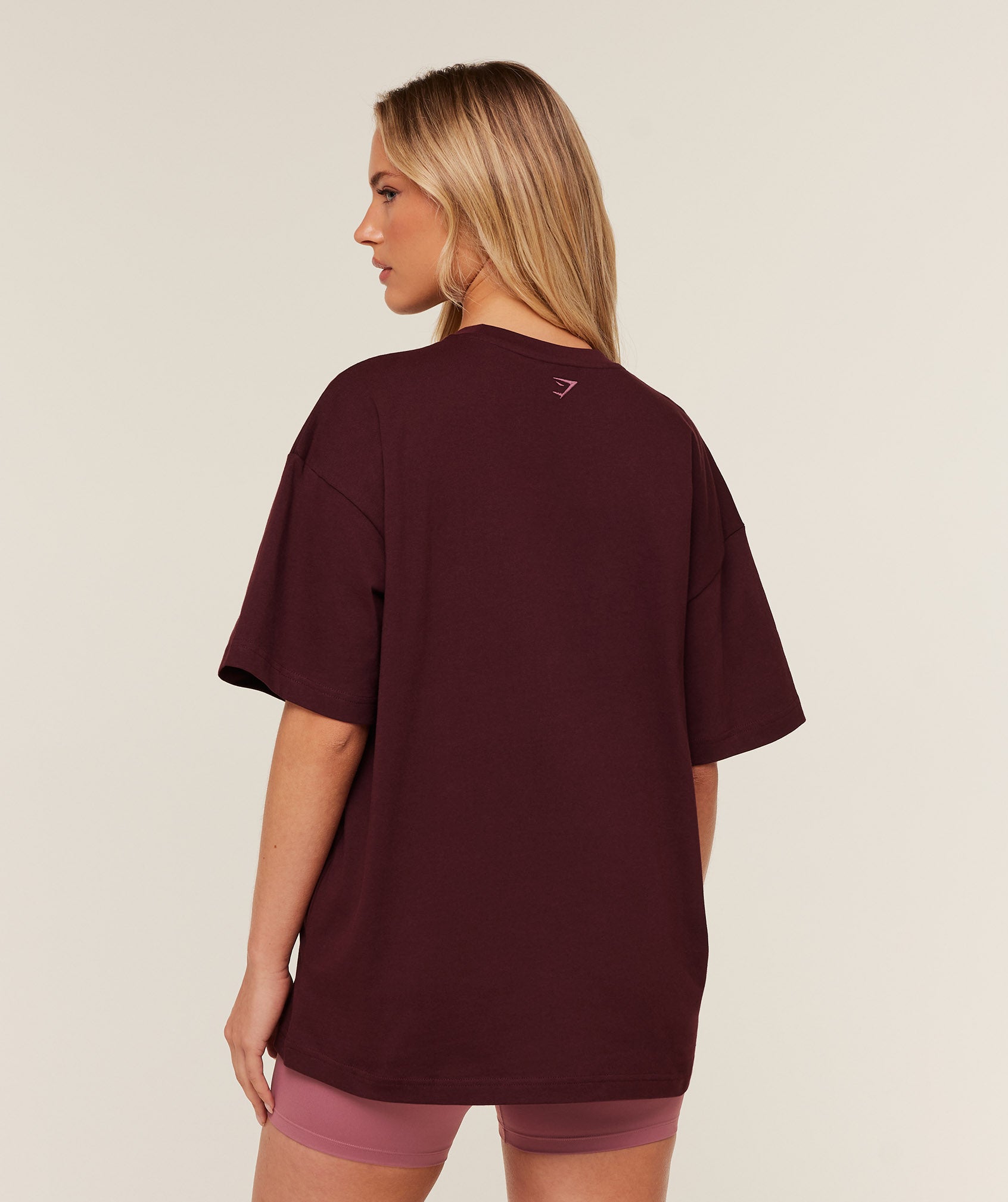 Gymshark Collegiate Graphic T-Shirt - GS Rich Maroon