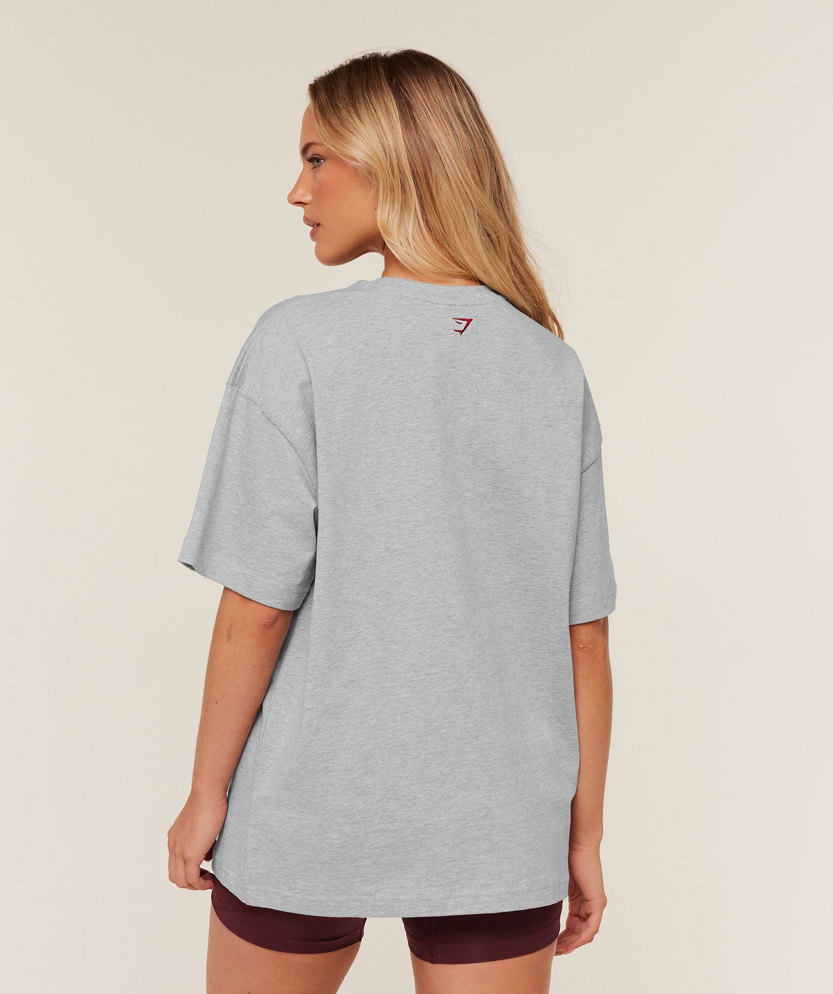 Gymshark Collegiate Graphic T-Shirt - Light Grey Core Marl/GS Sets Red