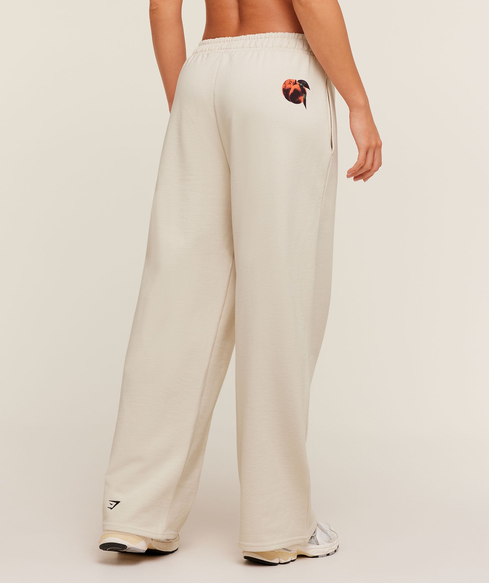 Gymshark Juicy Peach Wide Leg Joggers - Oat White