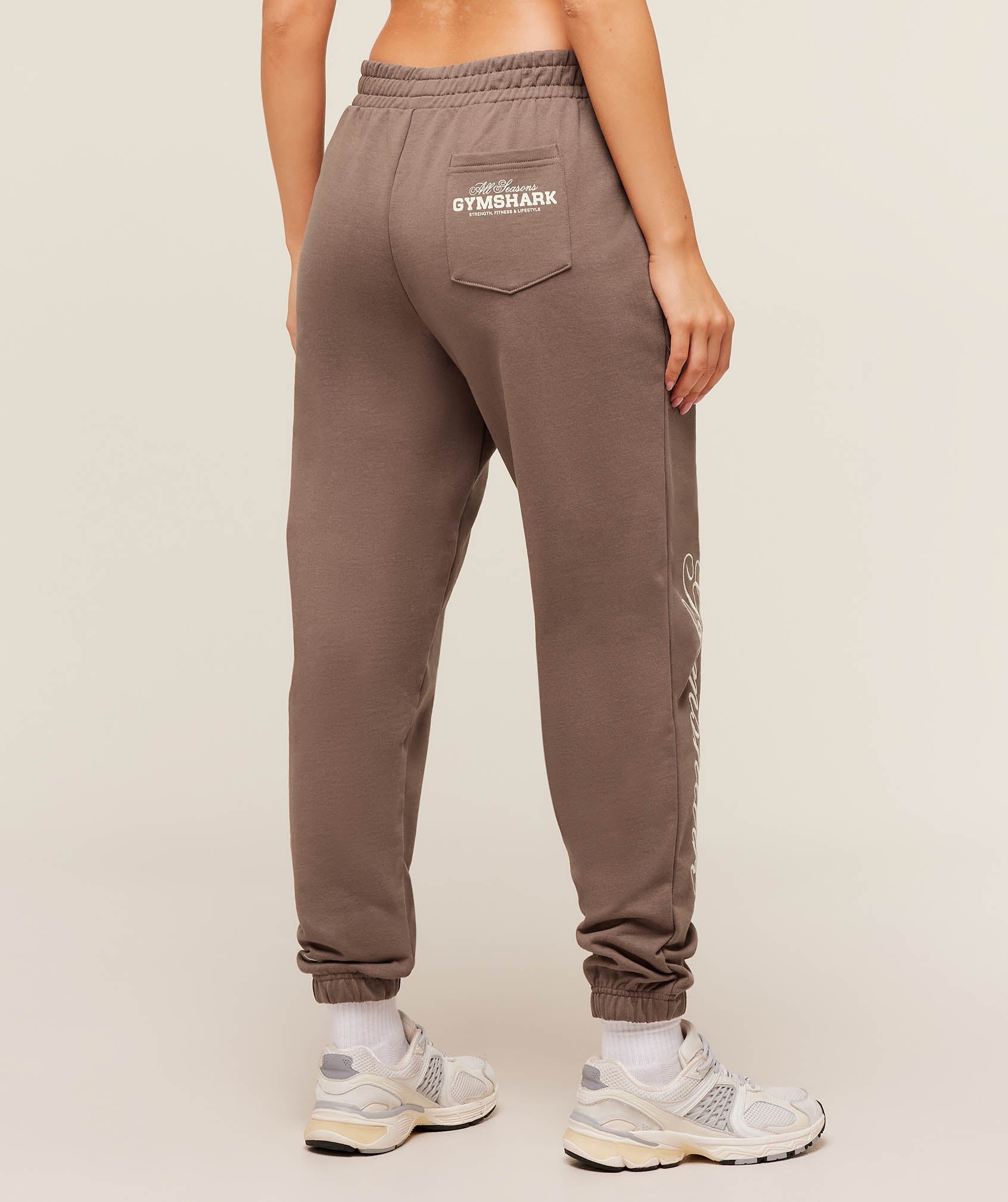 Gymshark All Seasons Graphic Jogger - Soft Brown