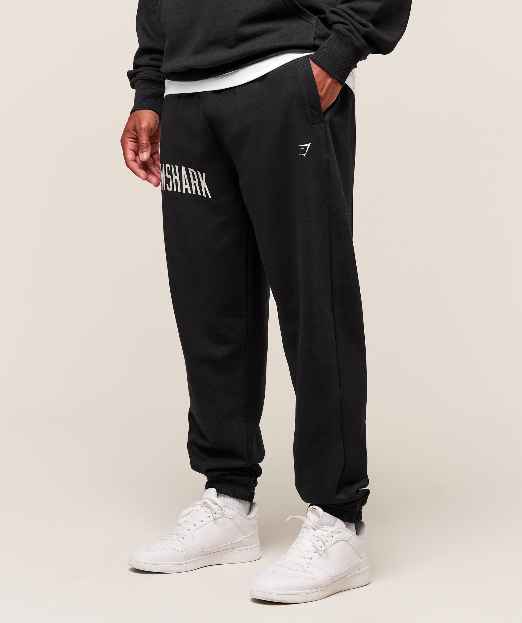 Gymshark Worn Graphic Jogger - Black