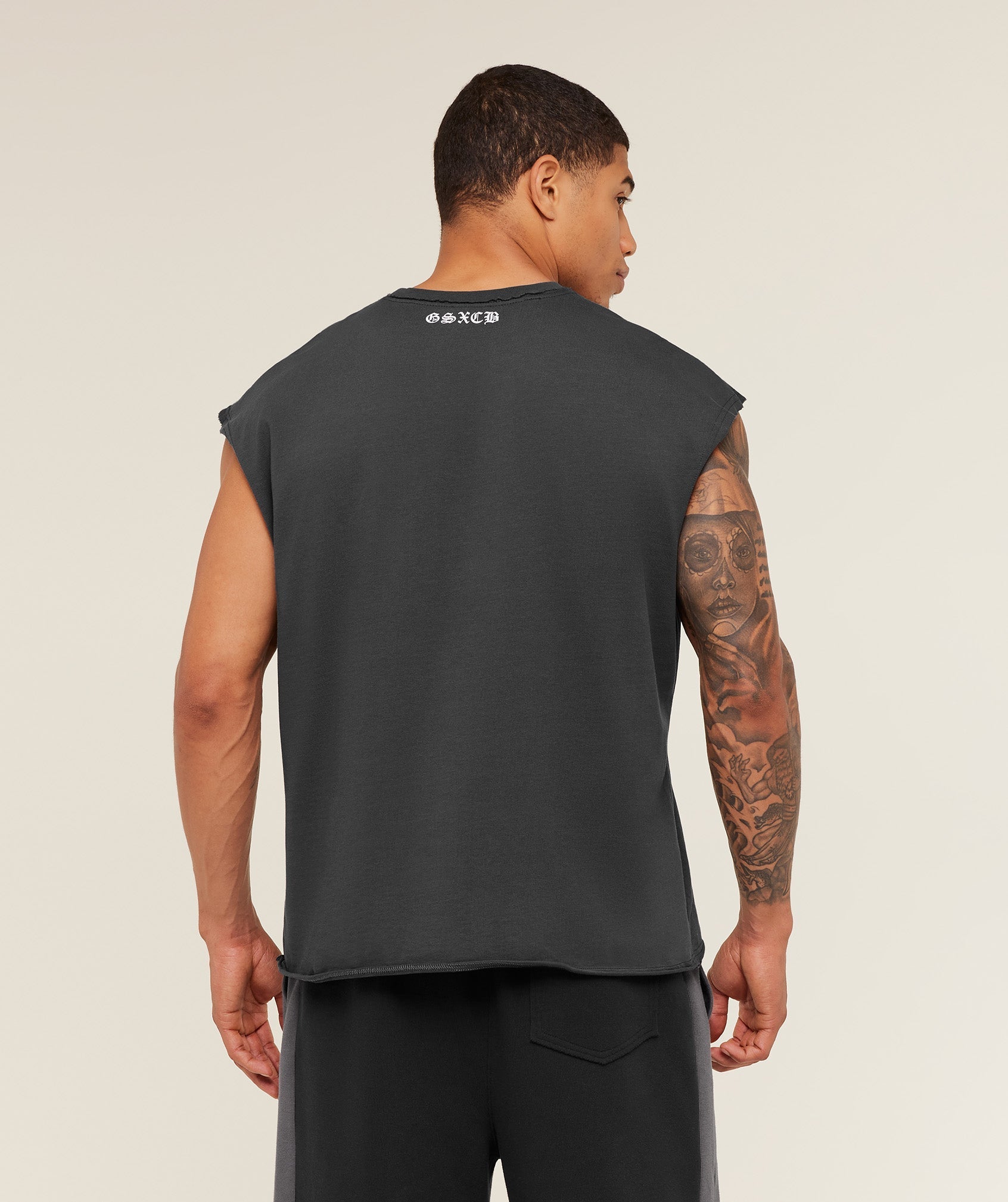 Gymshark x Carlos Belcast Cut off Tee - Onyx Grey
