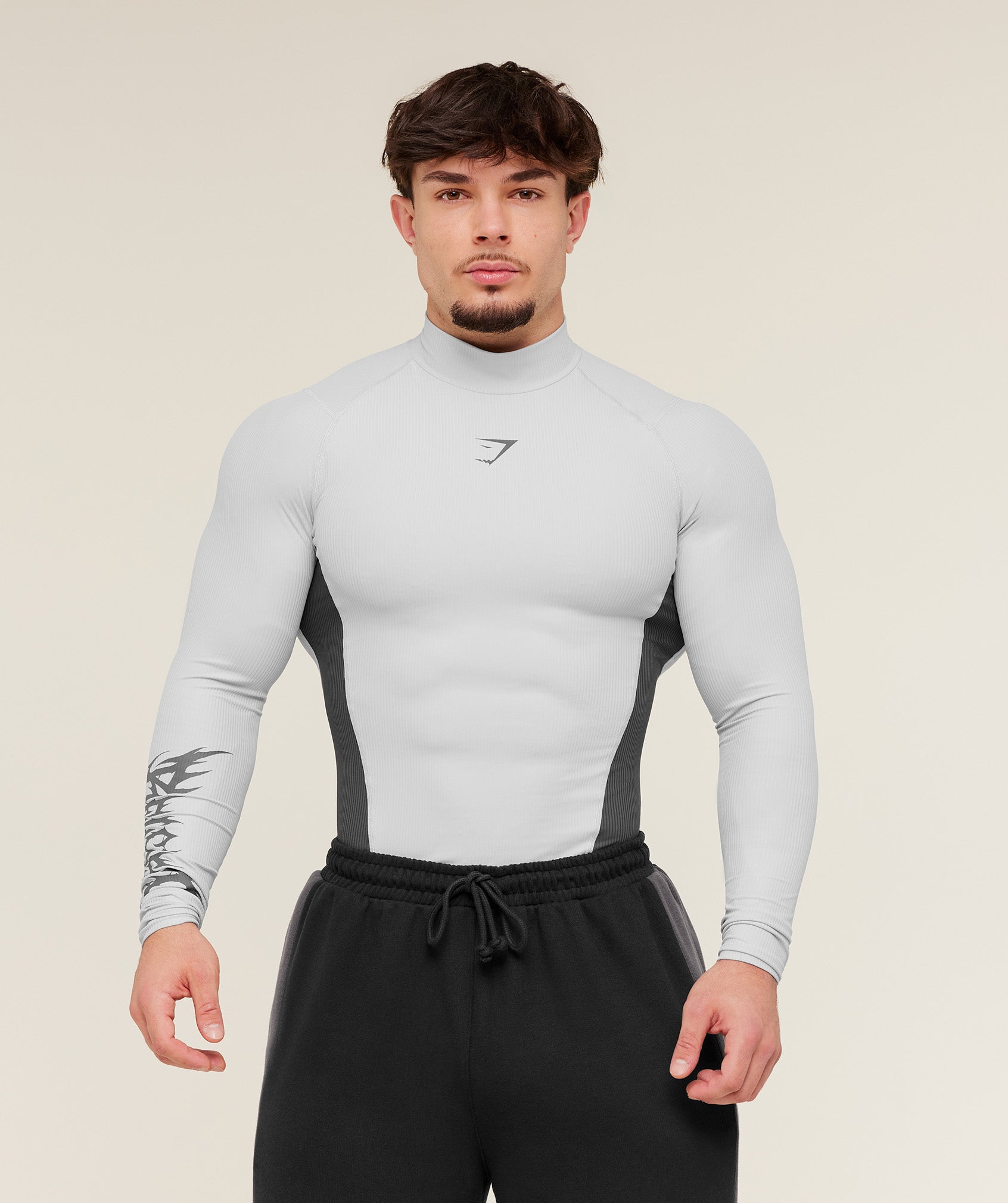 Gymshark x Carlos Belcast Long Sleeve Tee - Light Grey/Onyx Grey