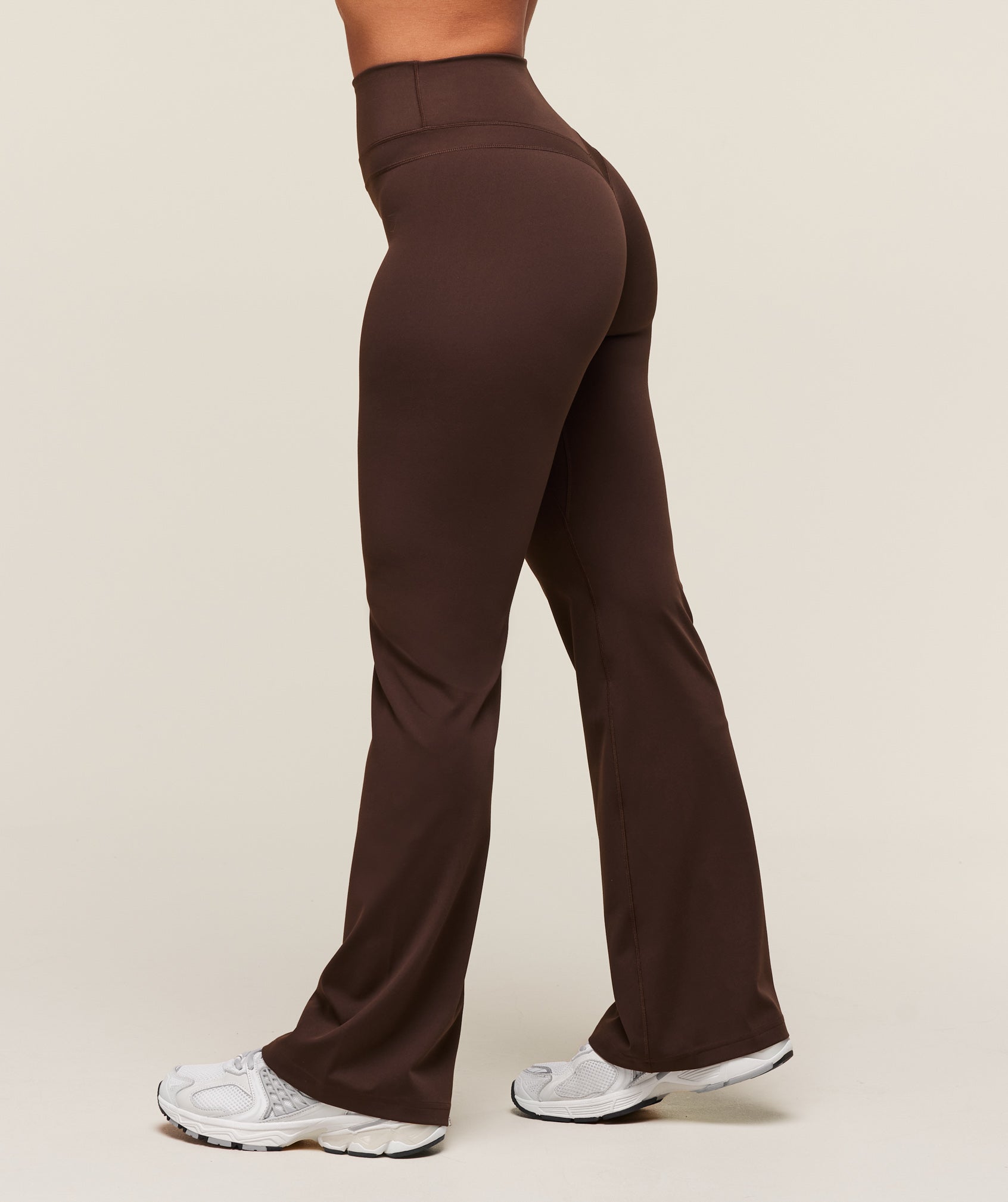 Gymshark Whitney Flared Leggings Short - Depth Brown