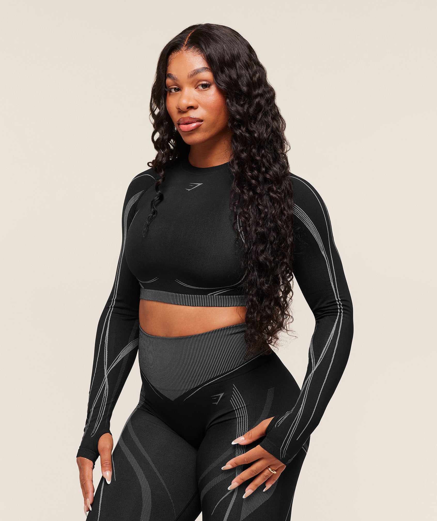 Gymshark x Analis Seamless Long Sleeve Crop Top - Black/Silver Grey