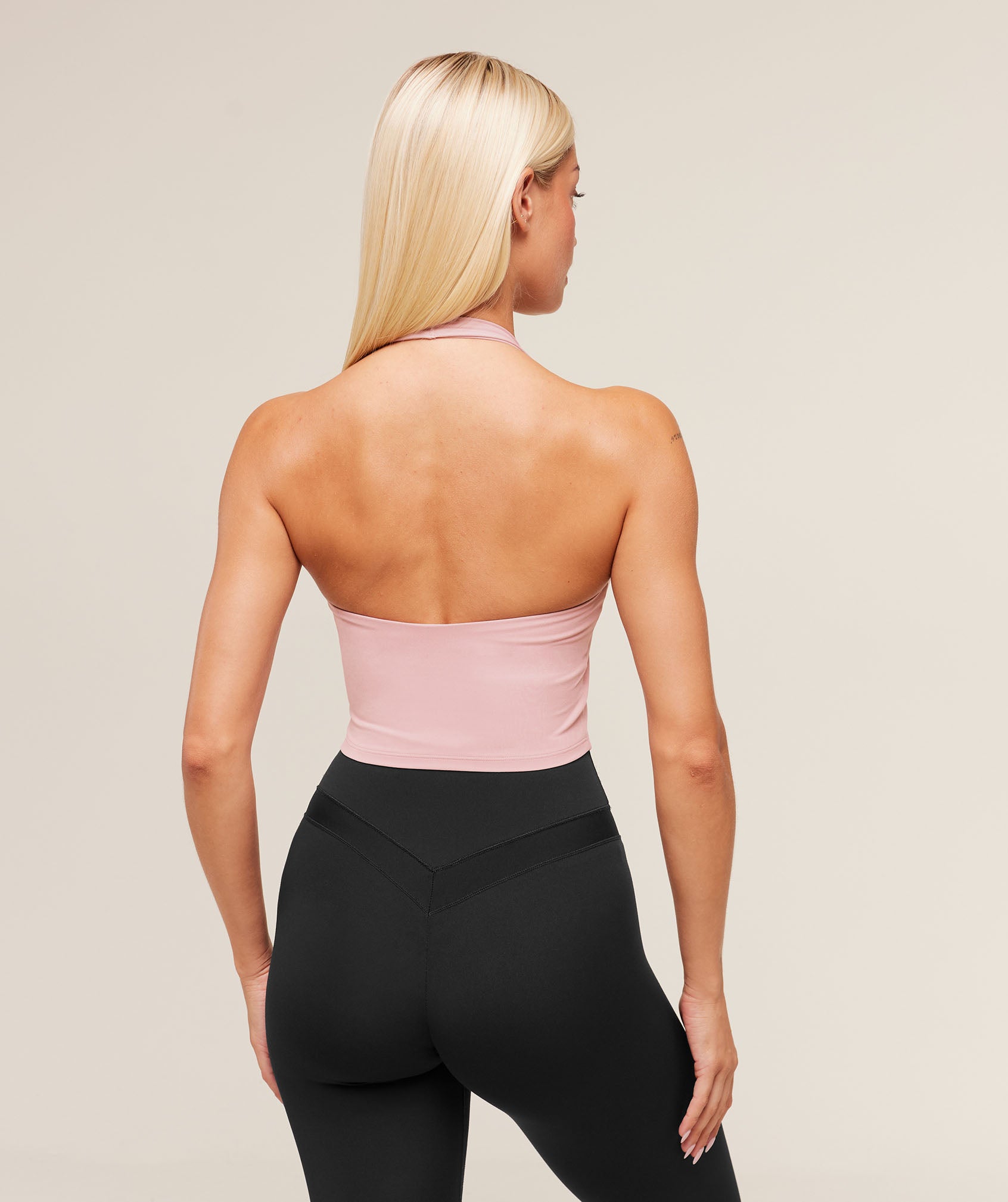 Gymshark Halter Neck Cami with Shelf - Cloud Pink