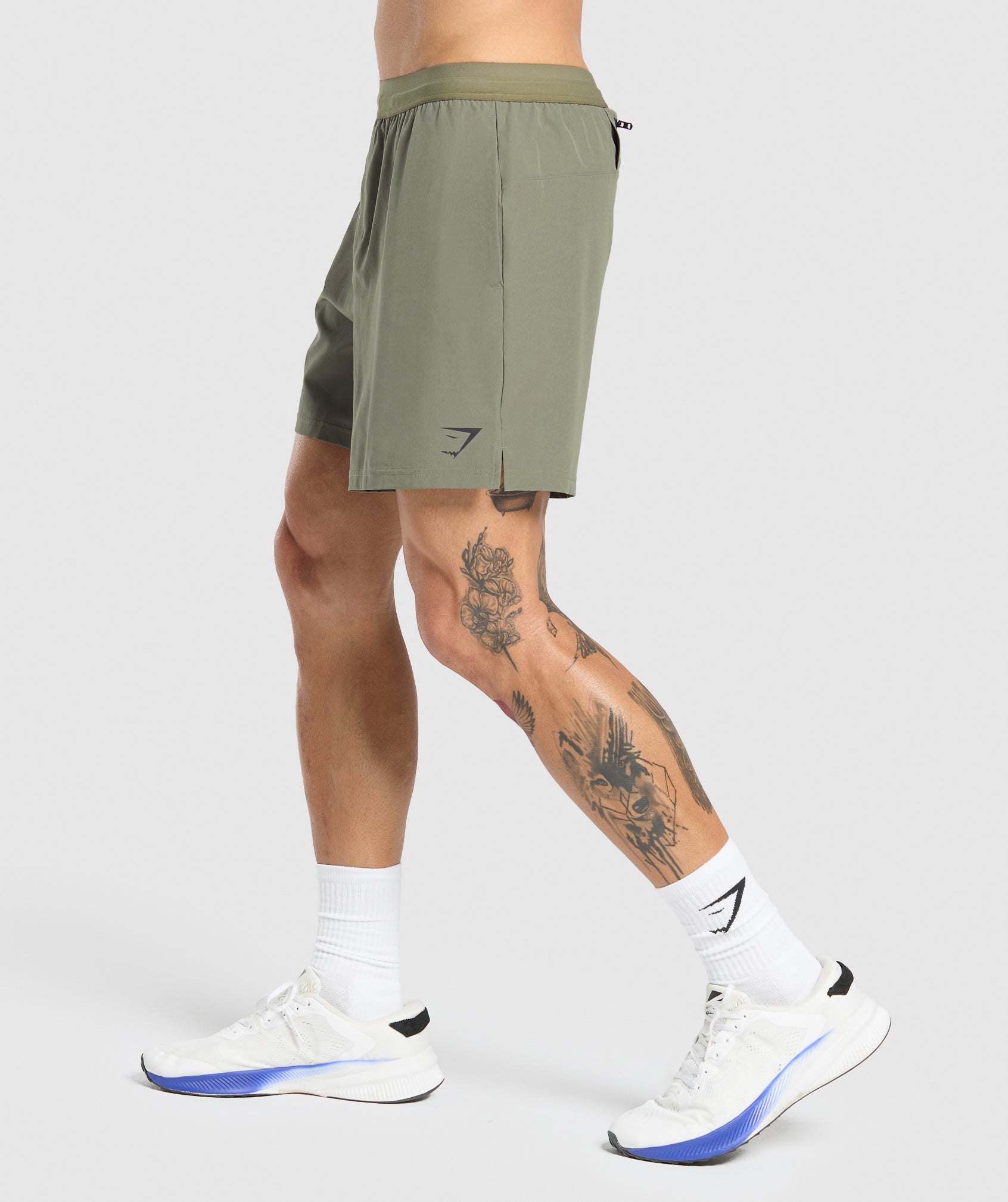 Gymshark Land to Water 6" Shorts - Base Green