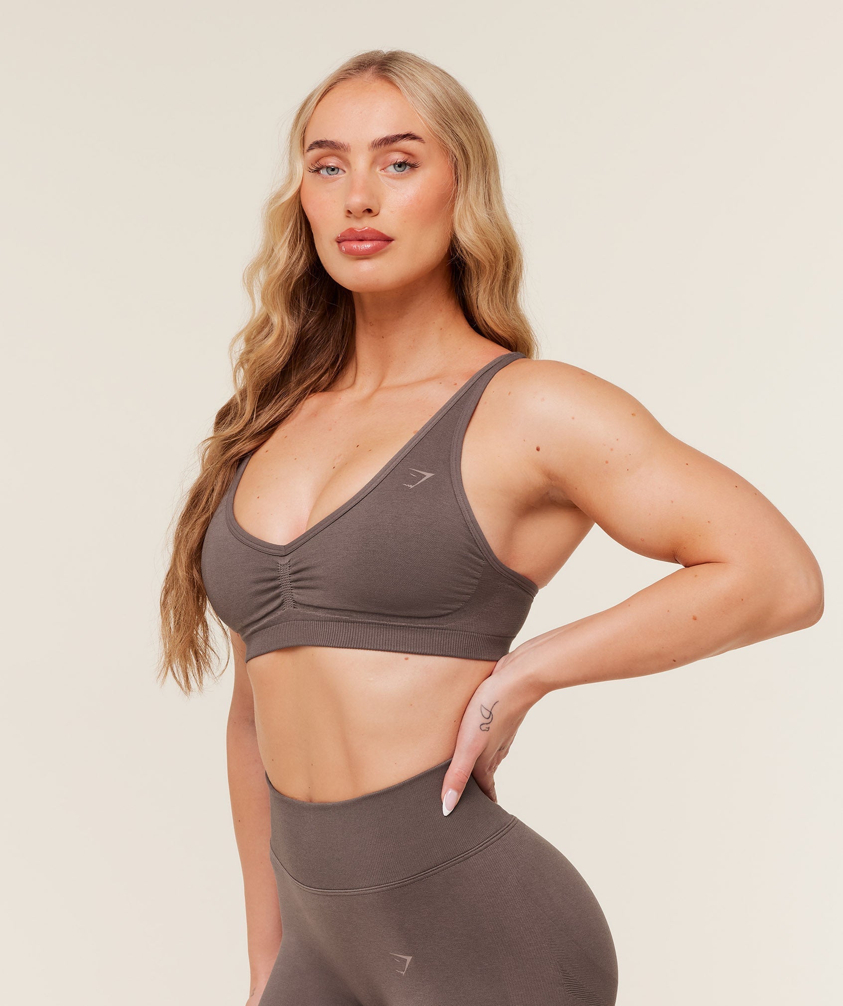 Gymshark Lift Seamless Sports Bra - Cool Brown