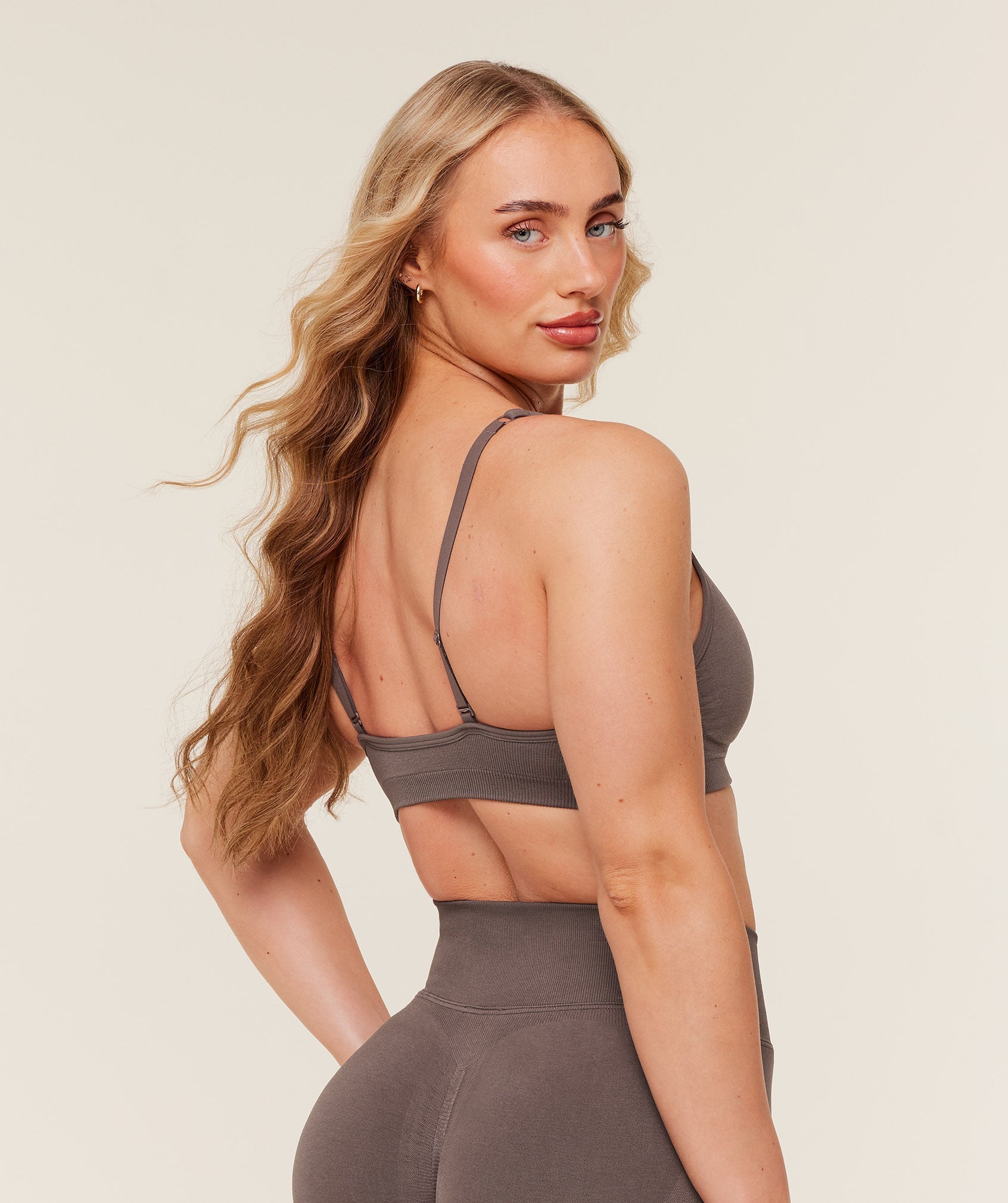 Gymshark Lift Seamless Sports Bra - Cool Brown