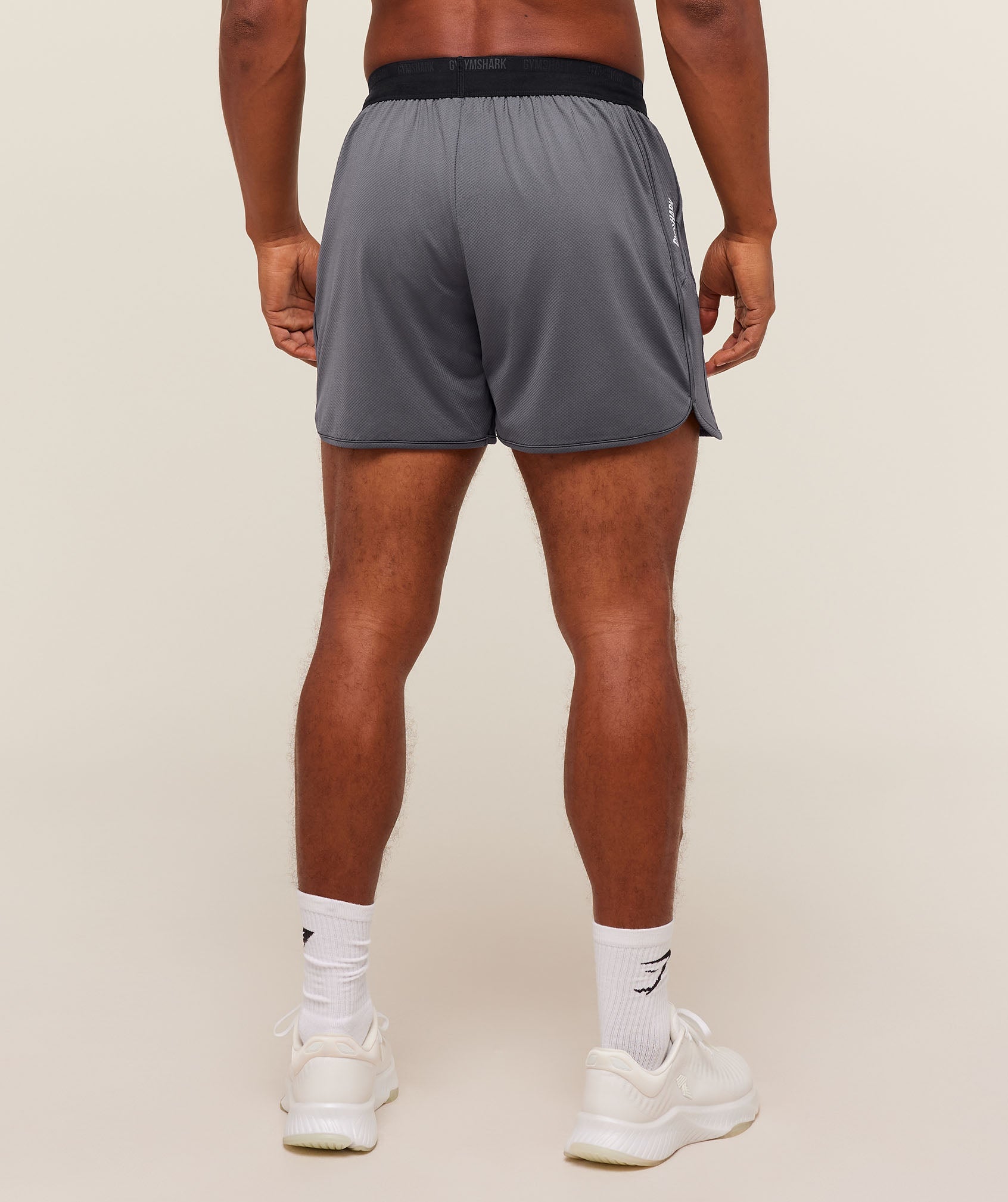 Gymshark Mesh Hybrid 5" Shorts - Dark Grey