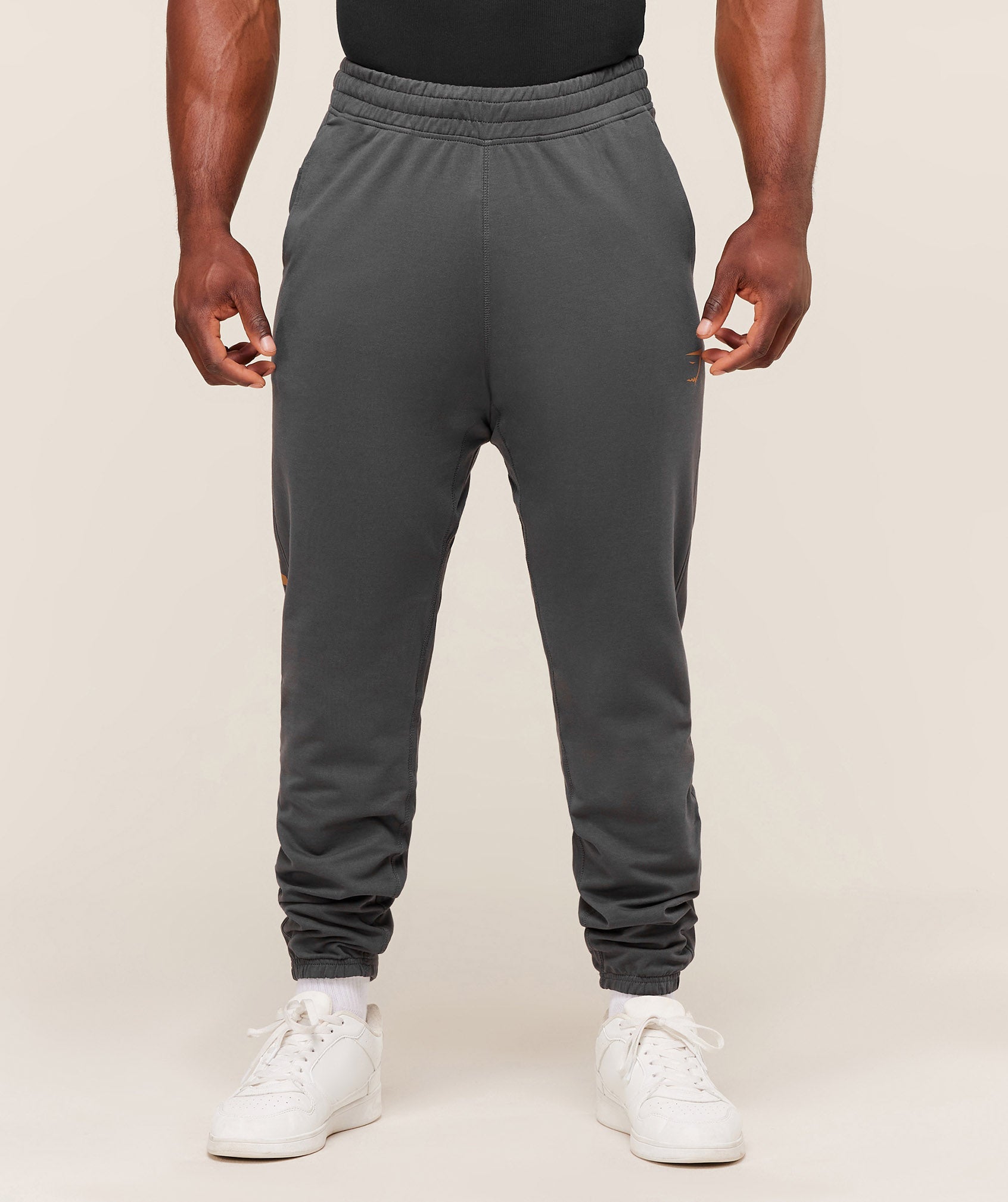 Gymshark Prime Joggers - Onyx Grey/Antique Gold