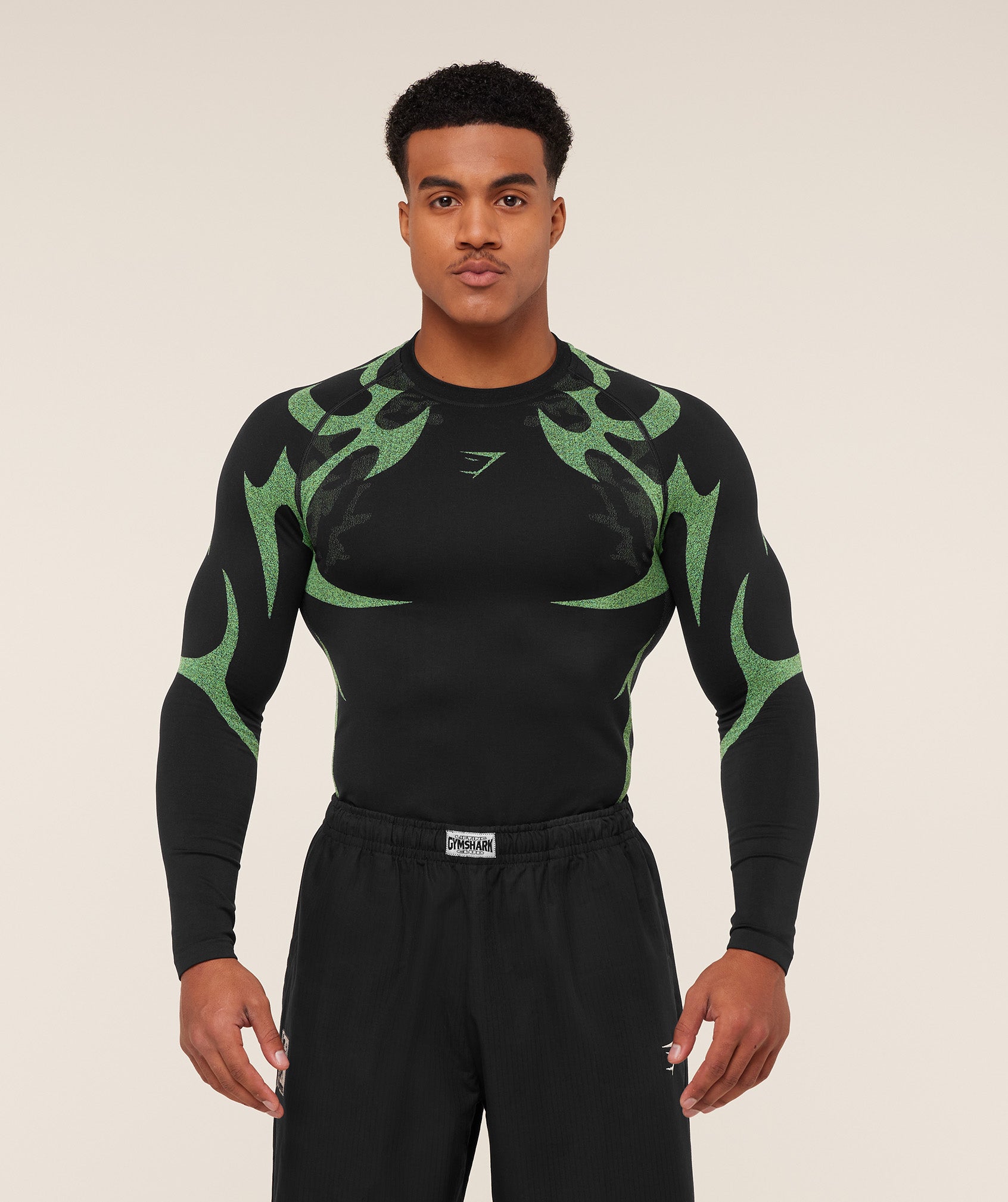 Gymshark Storm Seamless Long Sleeve T-Shirt - Black/Active Green