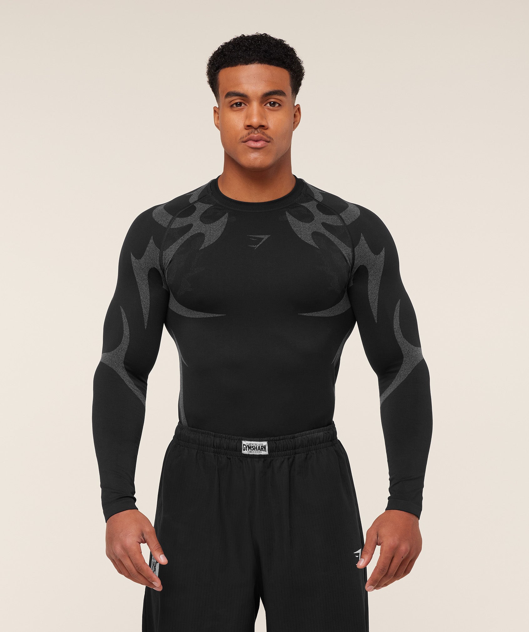 Gymshark Storm Seamless Long Sleeve T-Shirt - Black/Pitch Grey