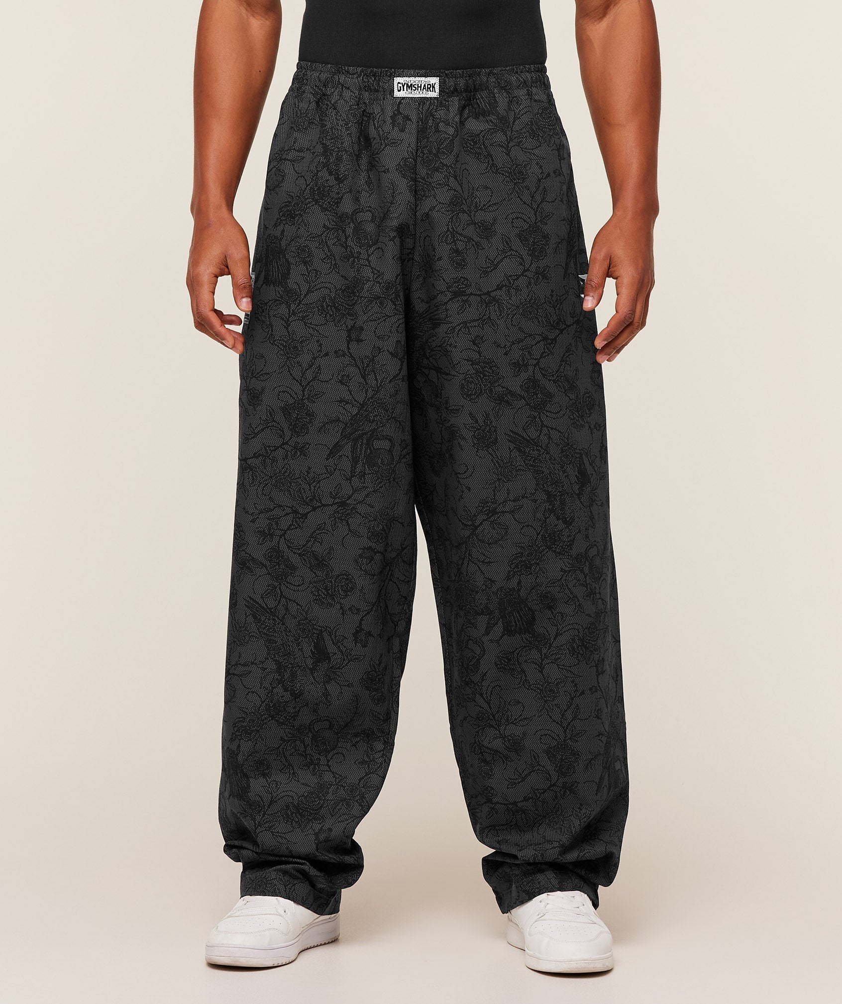 Gymshark Straight Leg Pumper Pants - Black/Onyx Grey