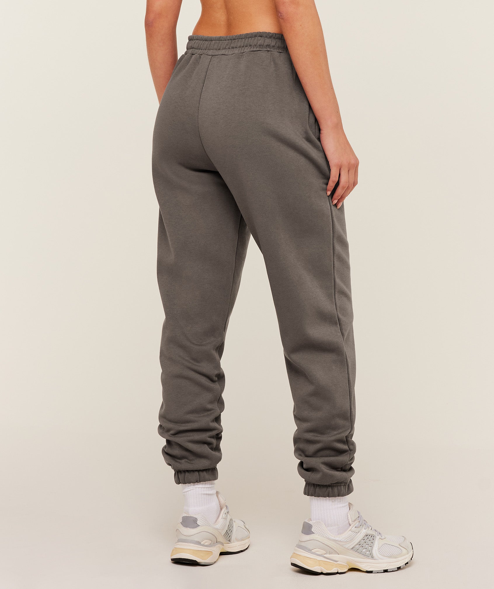 Gymshark Training Fleece Joggers - Cool Brown