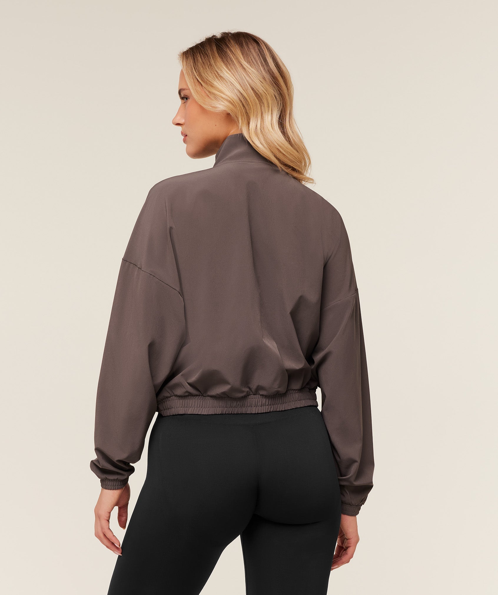 Gymshark Training Everyday Woven Jacket - Cool Brown