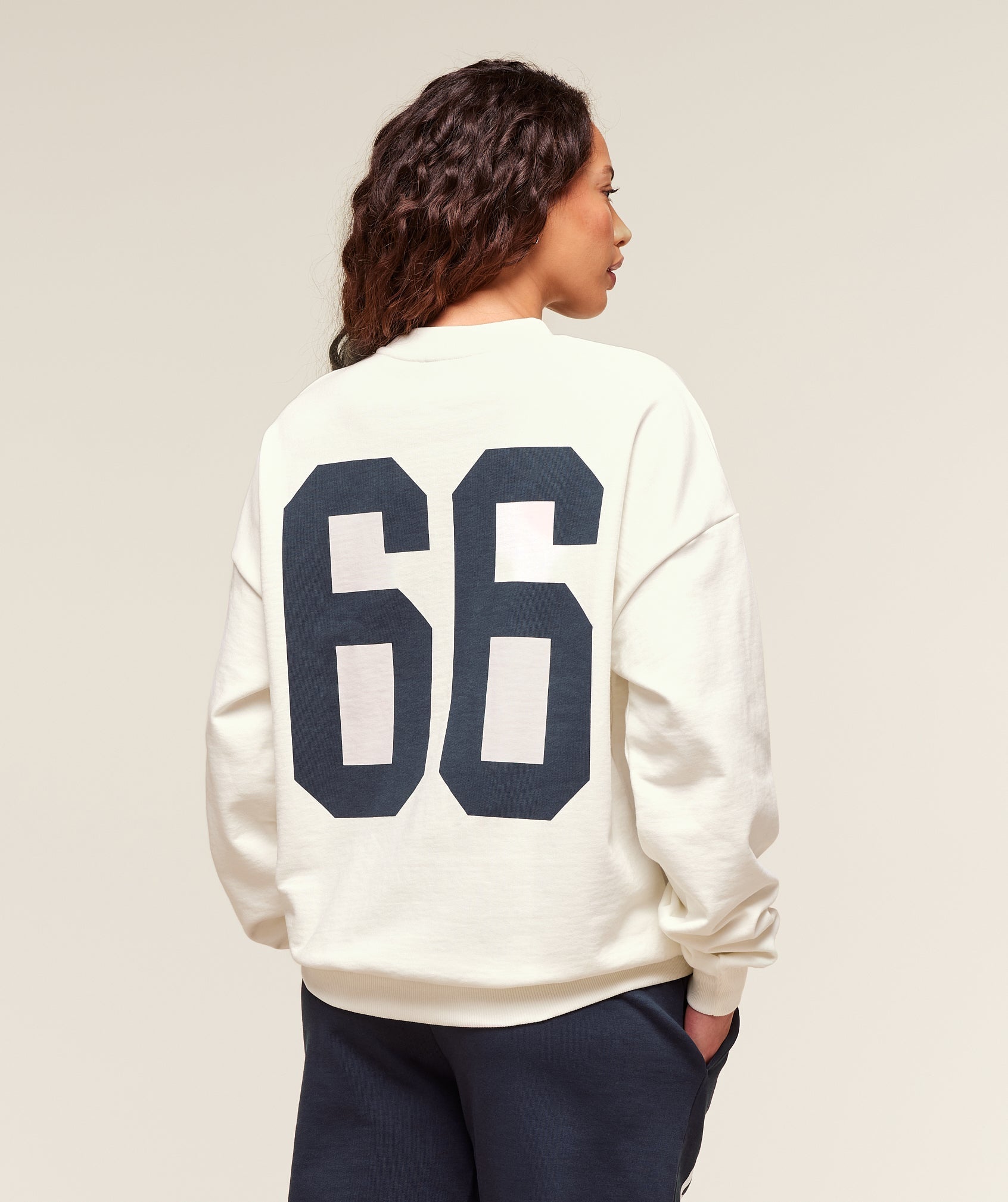 Gymshark Campus Graphic Pullover - Soft White