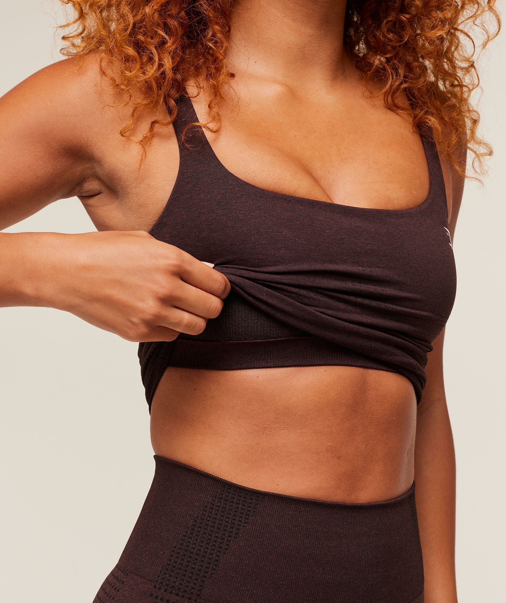 Gymshark Vital Tank With Shelf - Rich Maroon/Marl