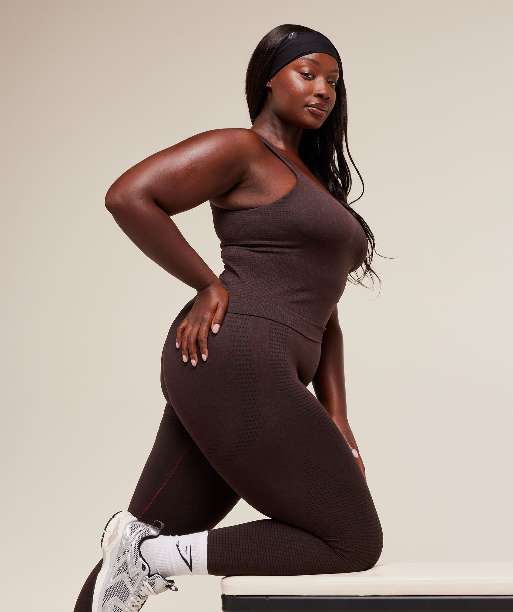 Gymshark Vital Tank With Shelf - Rich Maroon/Marl