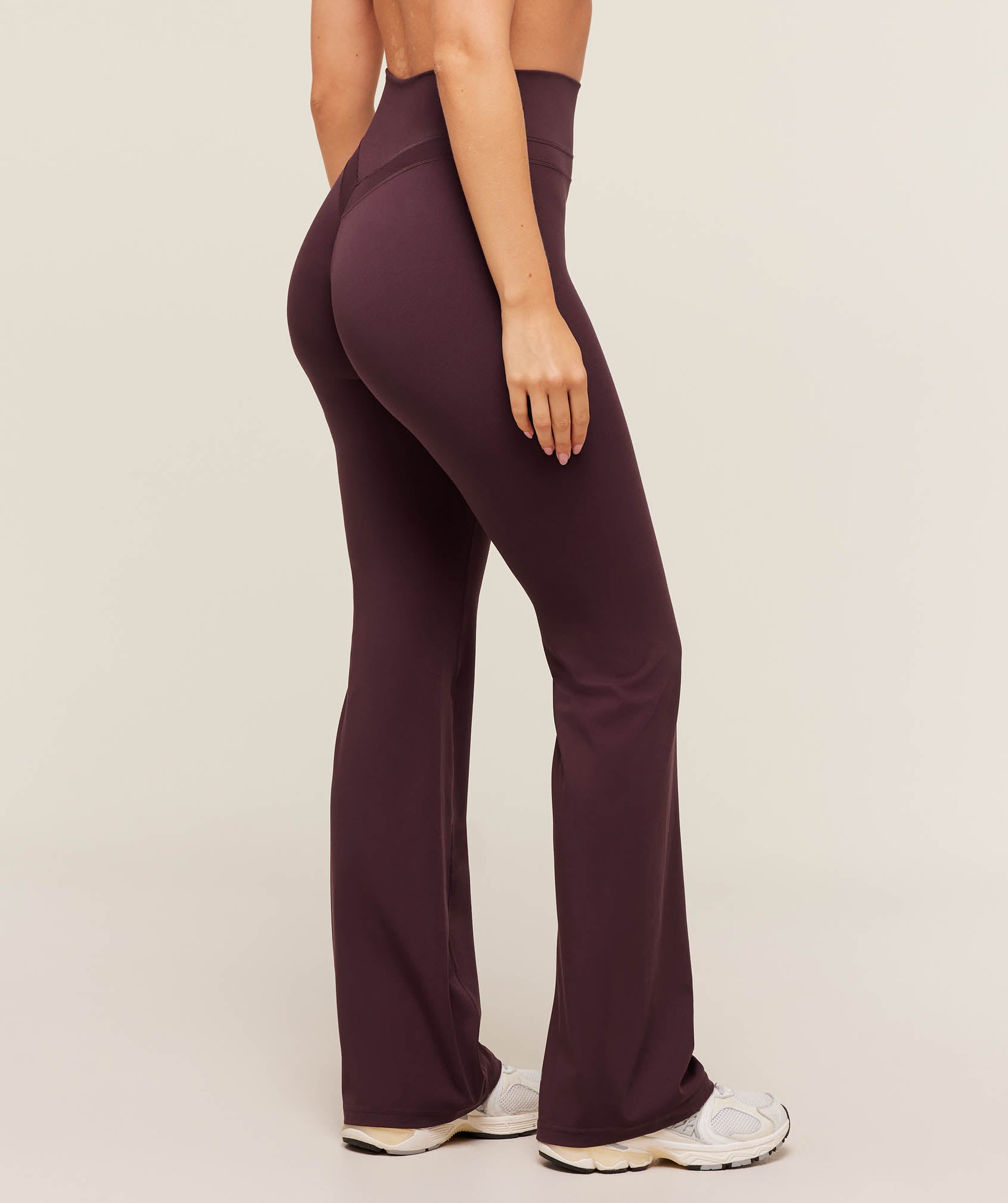 Gymshark Whitney Flared Leggings - Cherry Purple
