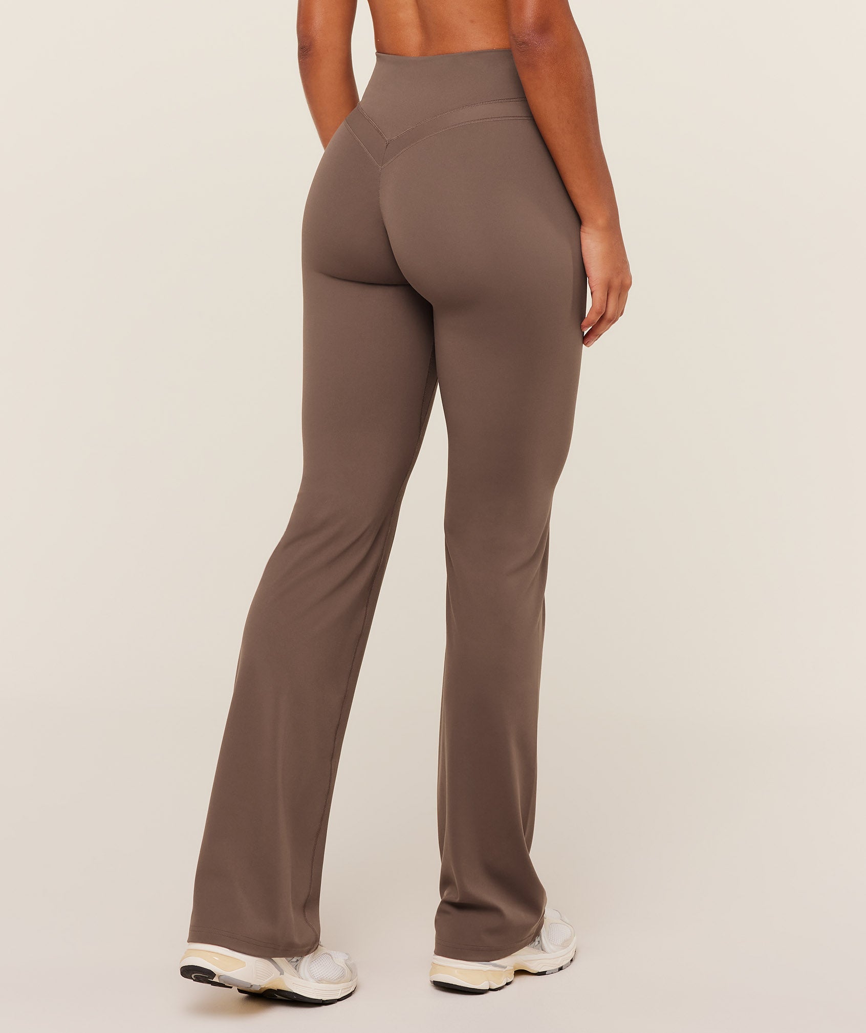 Gymshark Whitney Flared Leggings Tall - Soft Brown