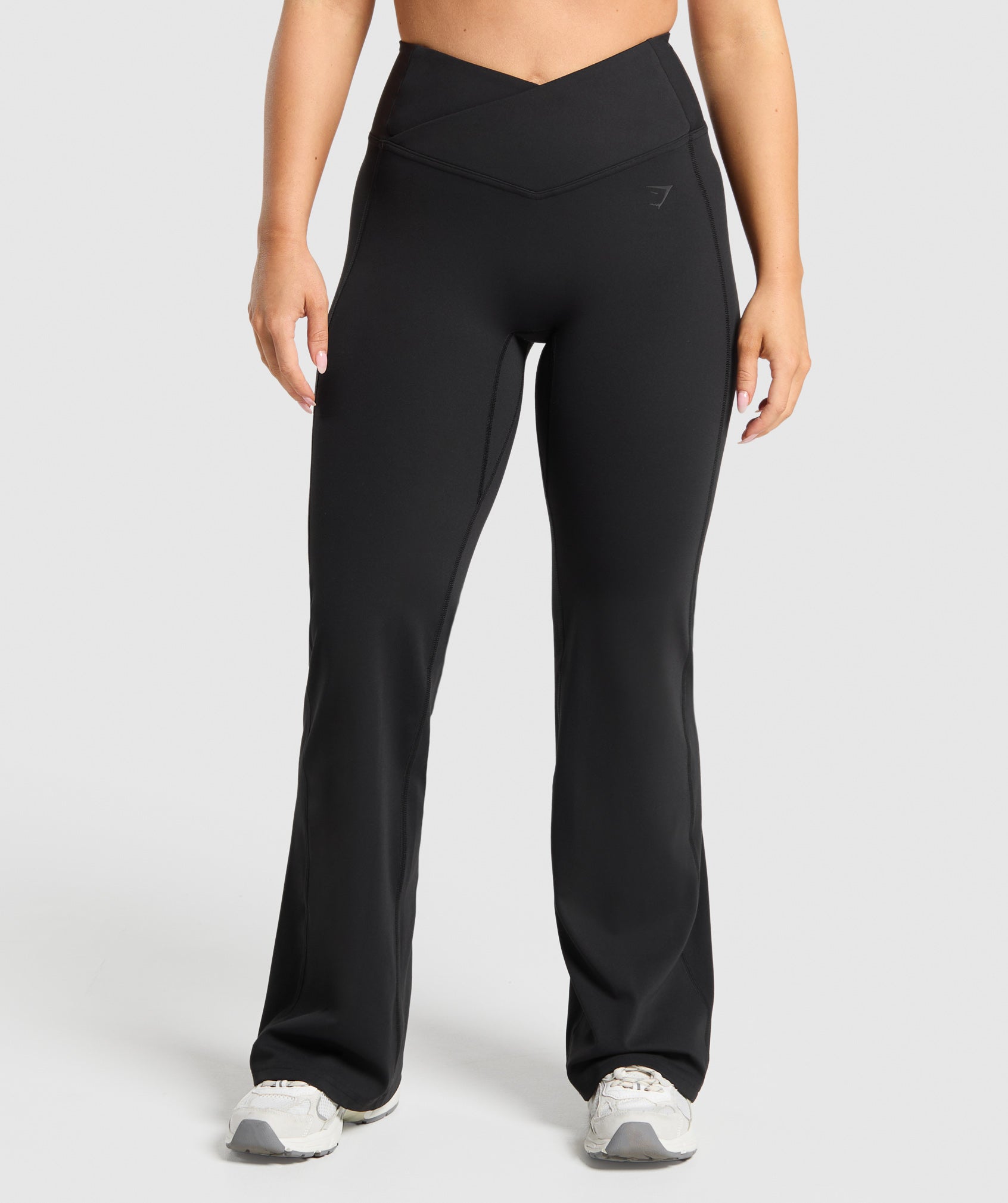 Gymshark Crossover Flared Leggings - Black