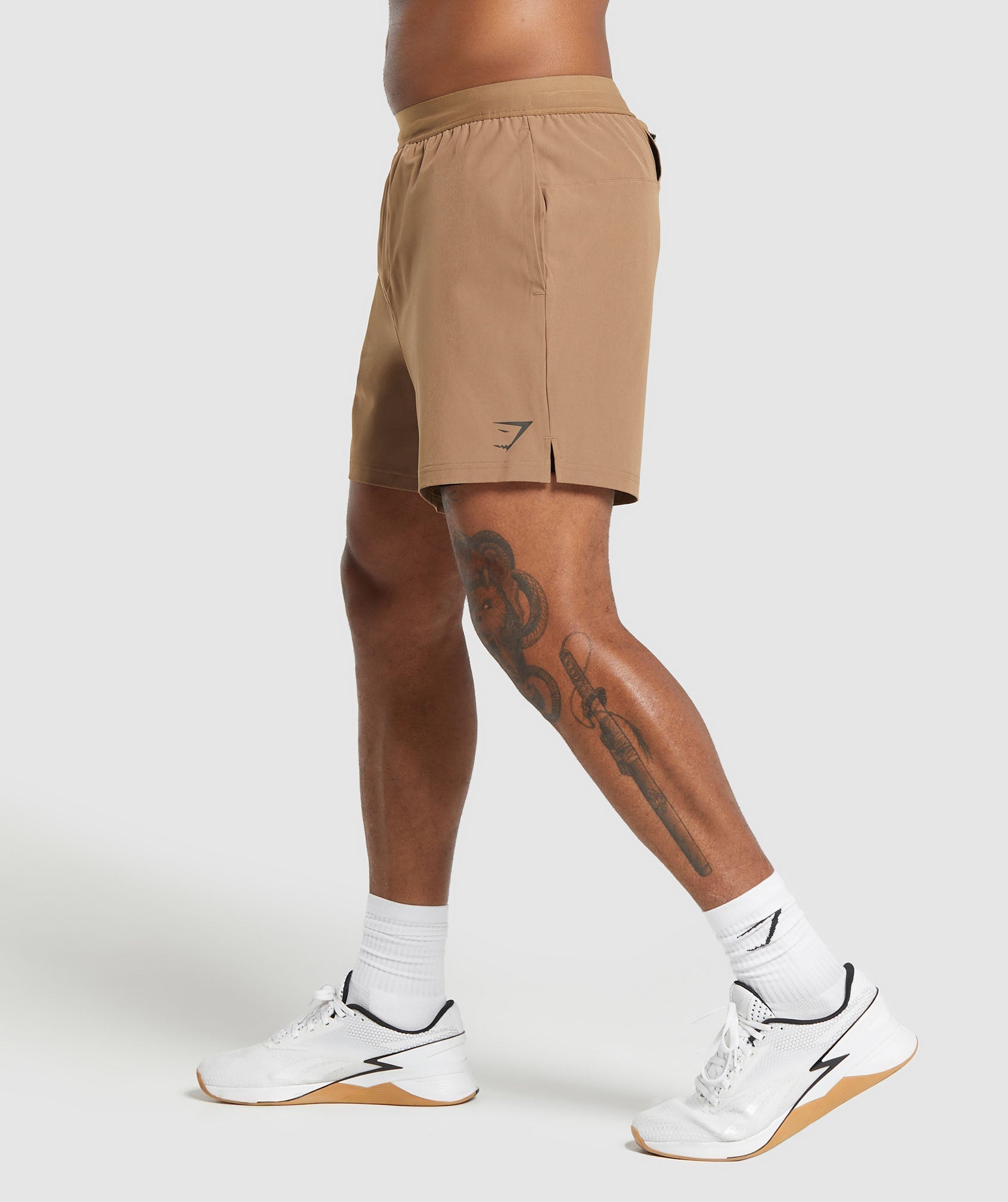 Gymshark Land to Water 6" Shorts - Caramel Brown