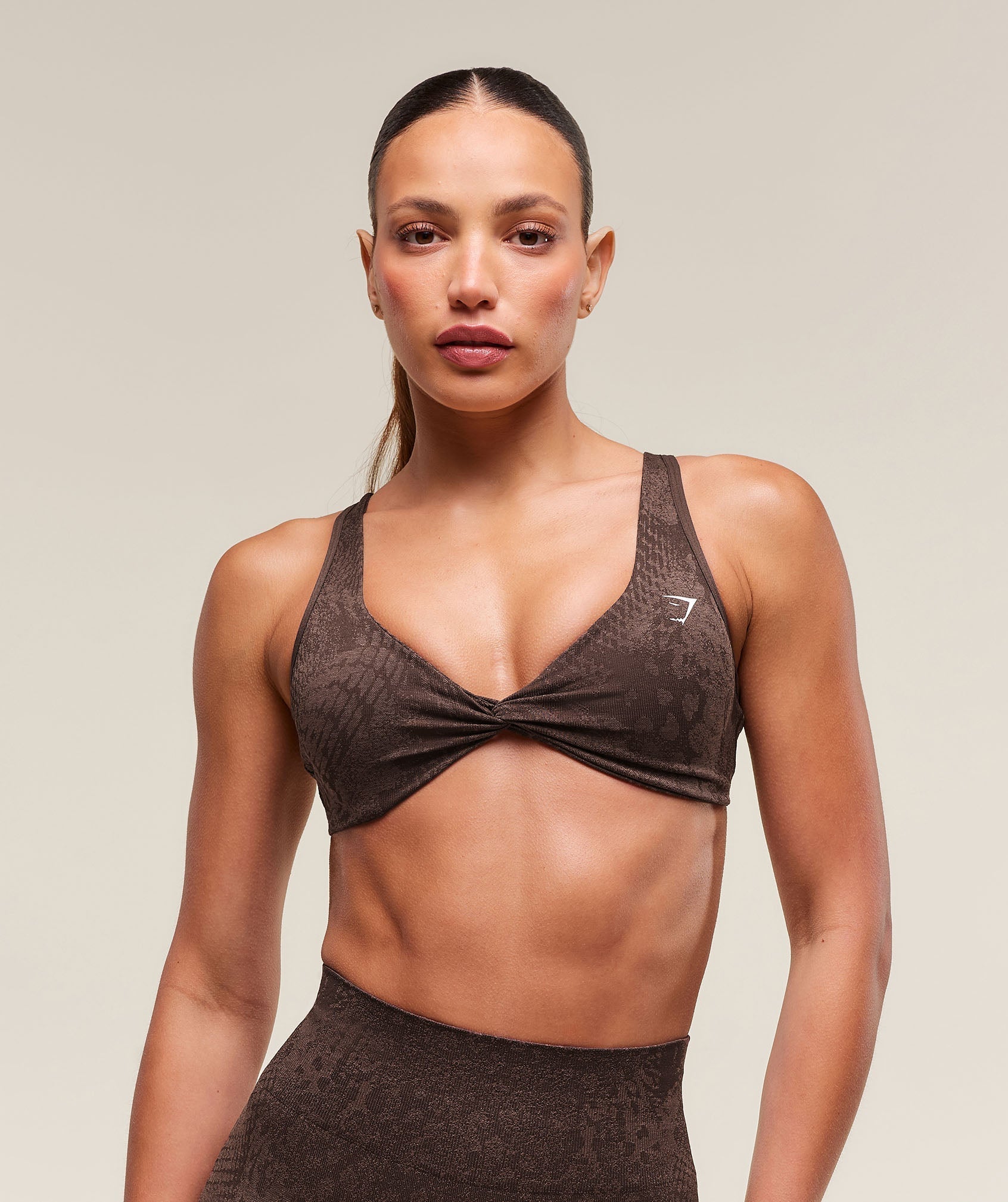 Gymshark Adapt Animal X Whitney Seamless Twist Front Bra - Archive Brown/Soft Brown